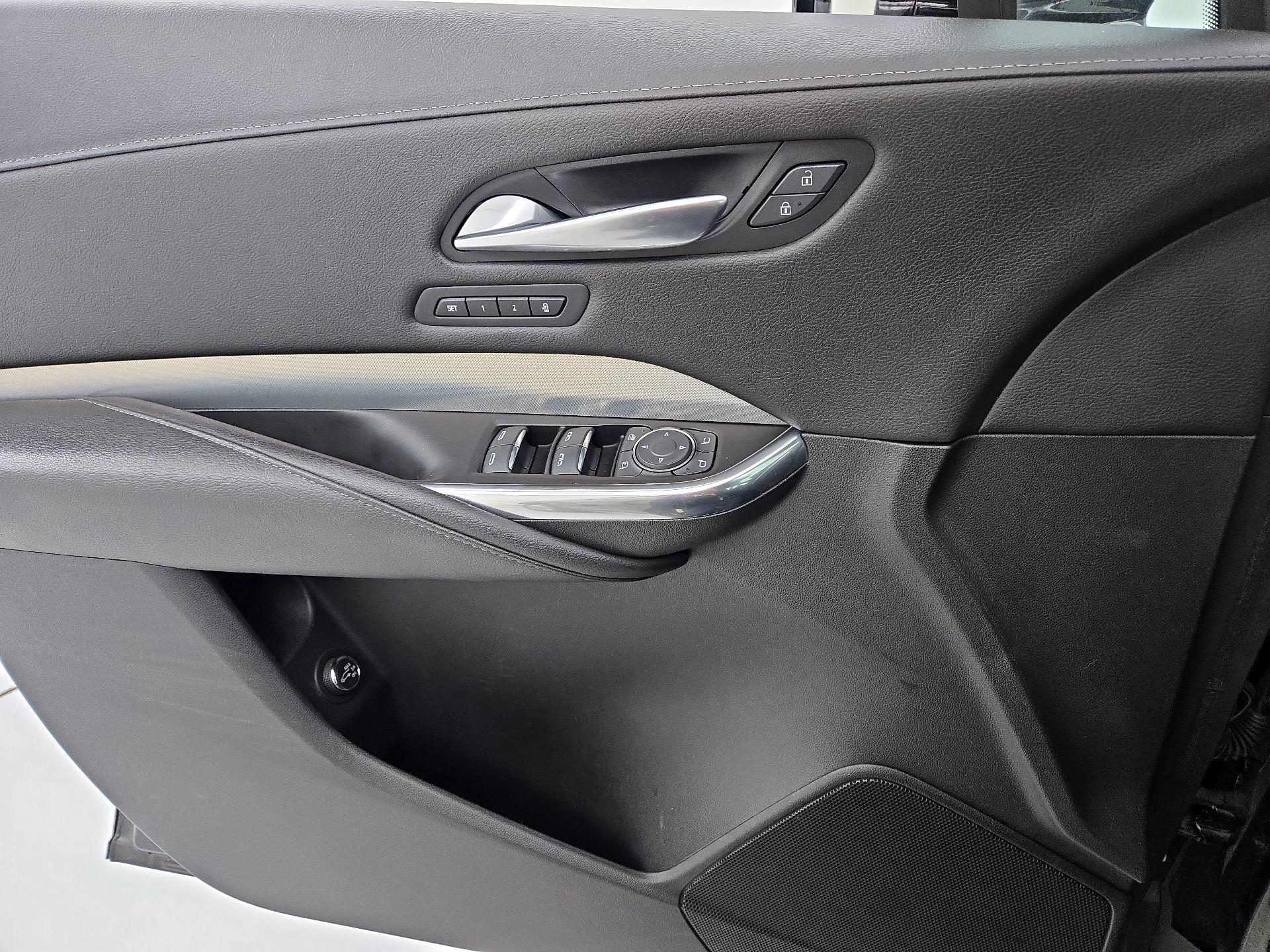 Thumbnail: 2019 Cadillac XT4 - 12