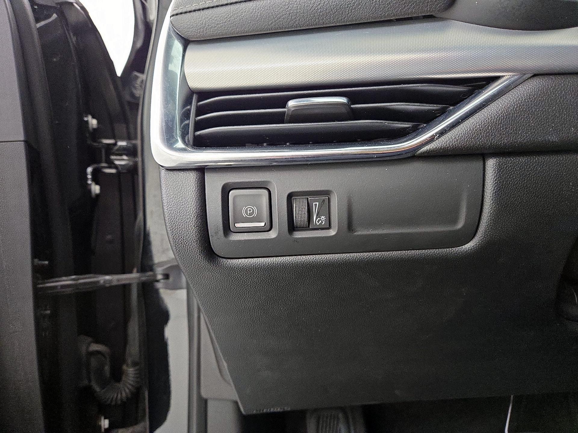 Thumbnail: 2019 Cadillac XT4 - 13