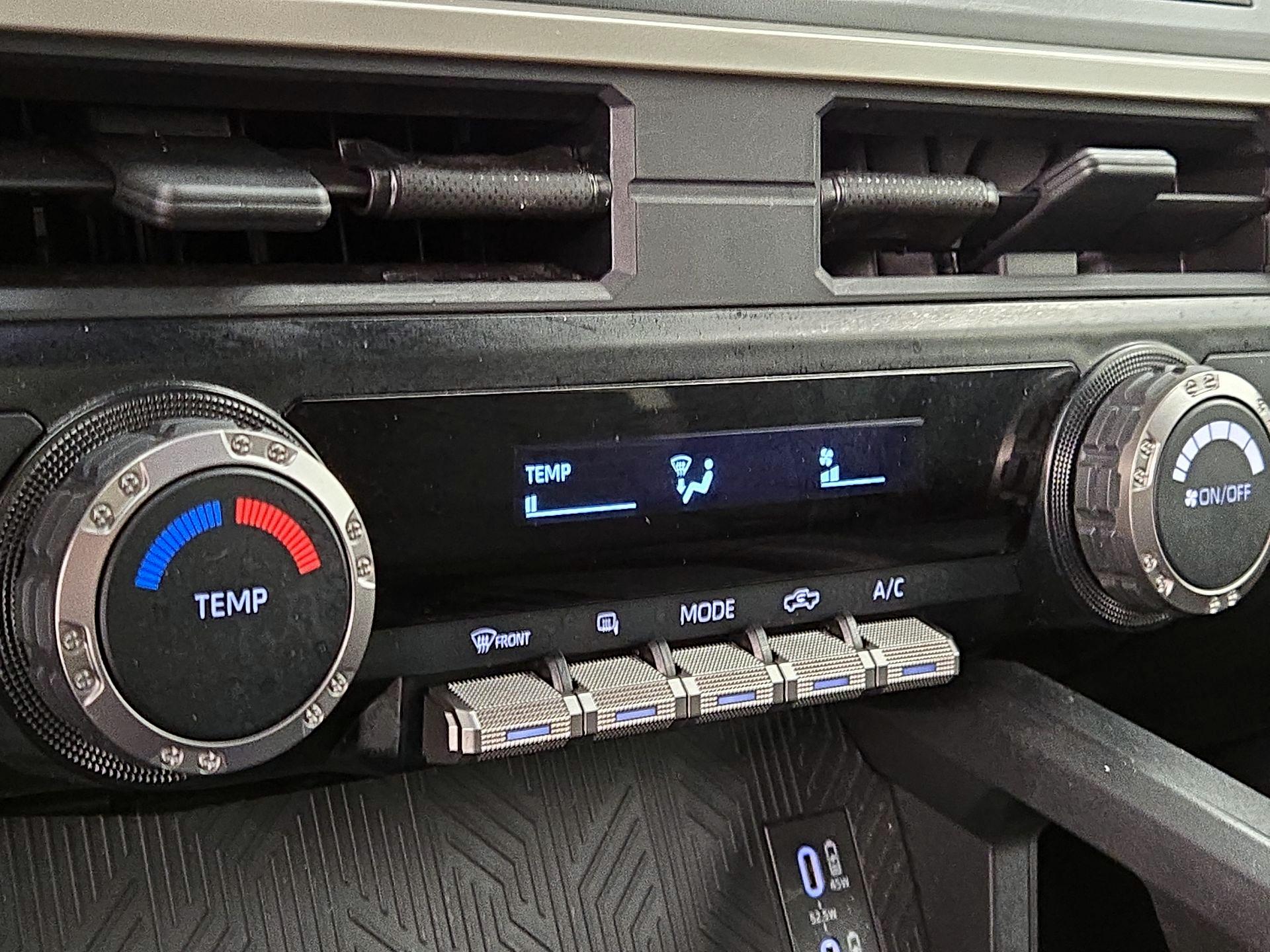 Thumbnail: 2024 Toyota Tacoma - 15