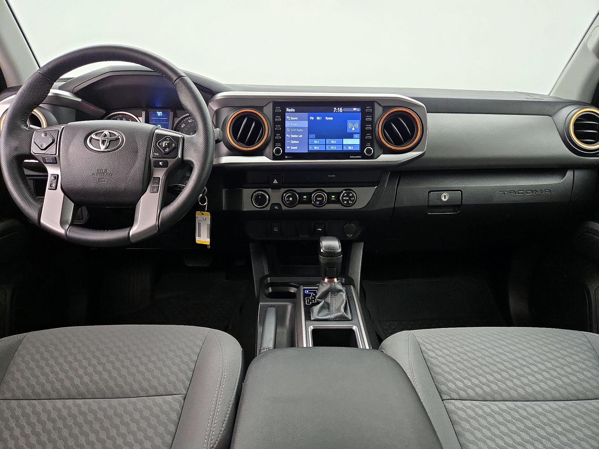 Thumbnail: 2022 Toyota Tacoma - 9