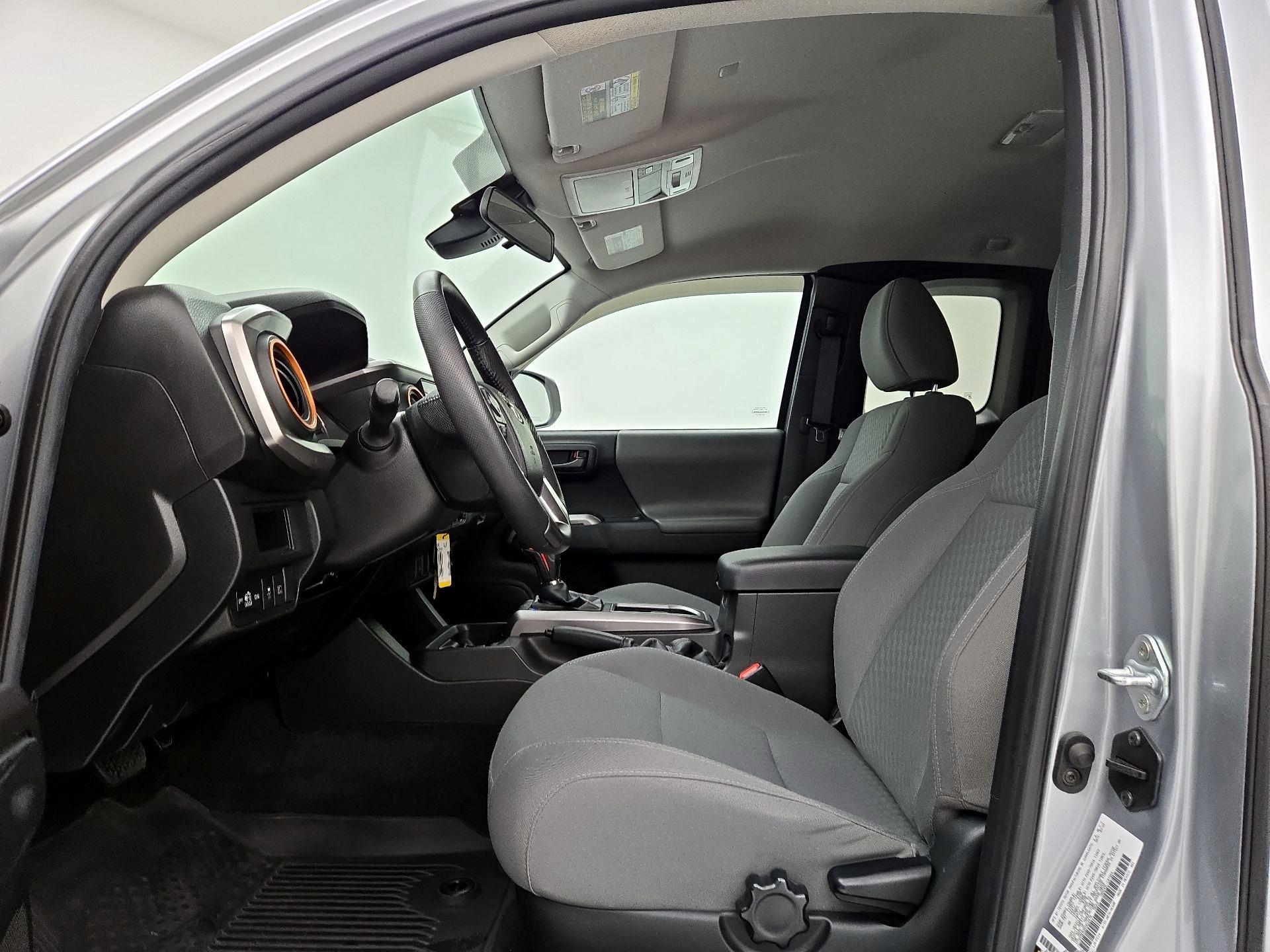 Thumbnail: 2022 Toyota Tacoma - 11