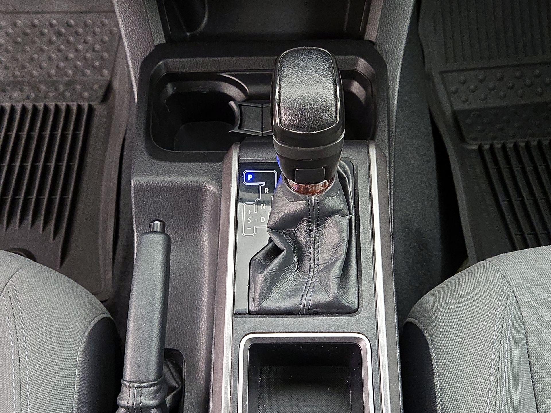 Thumbnail: 2022 Toyota Tacoma - 16