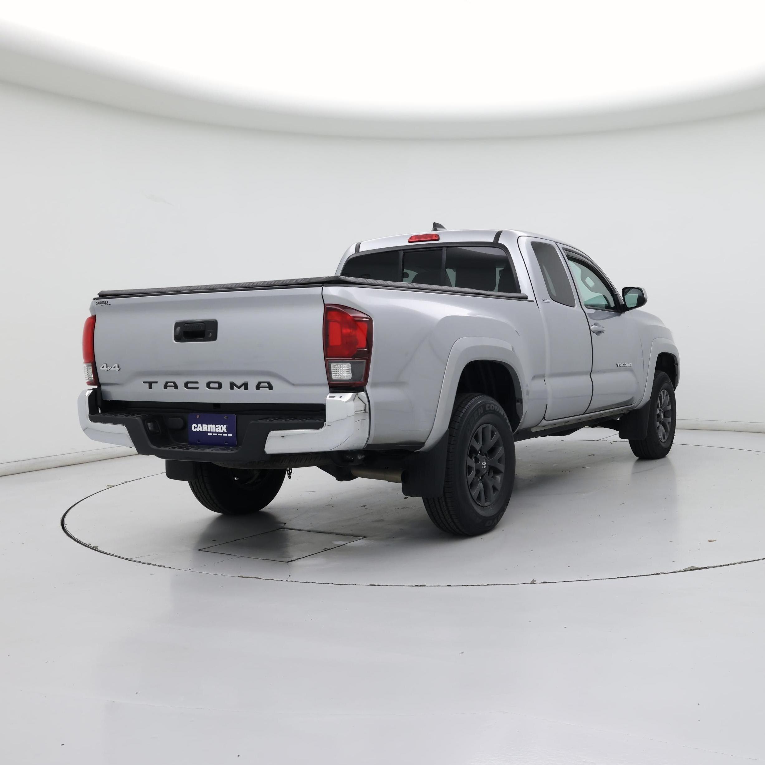 Thumbnail: 2022 Toyota Tacoma - 8