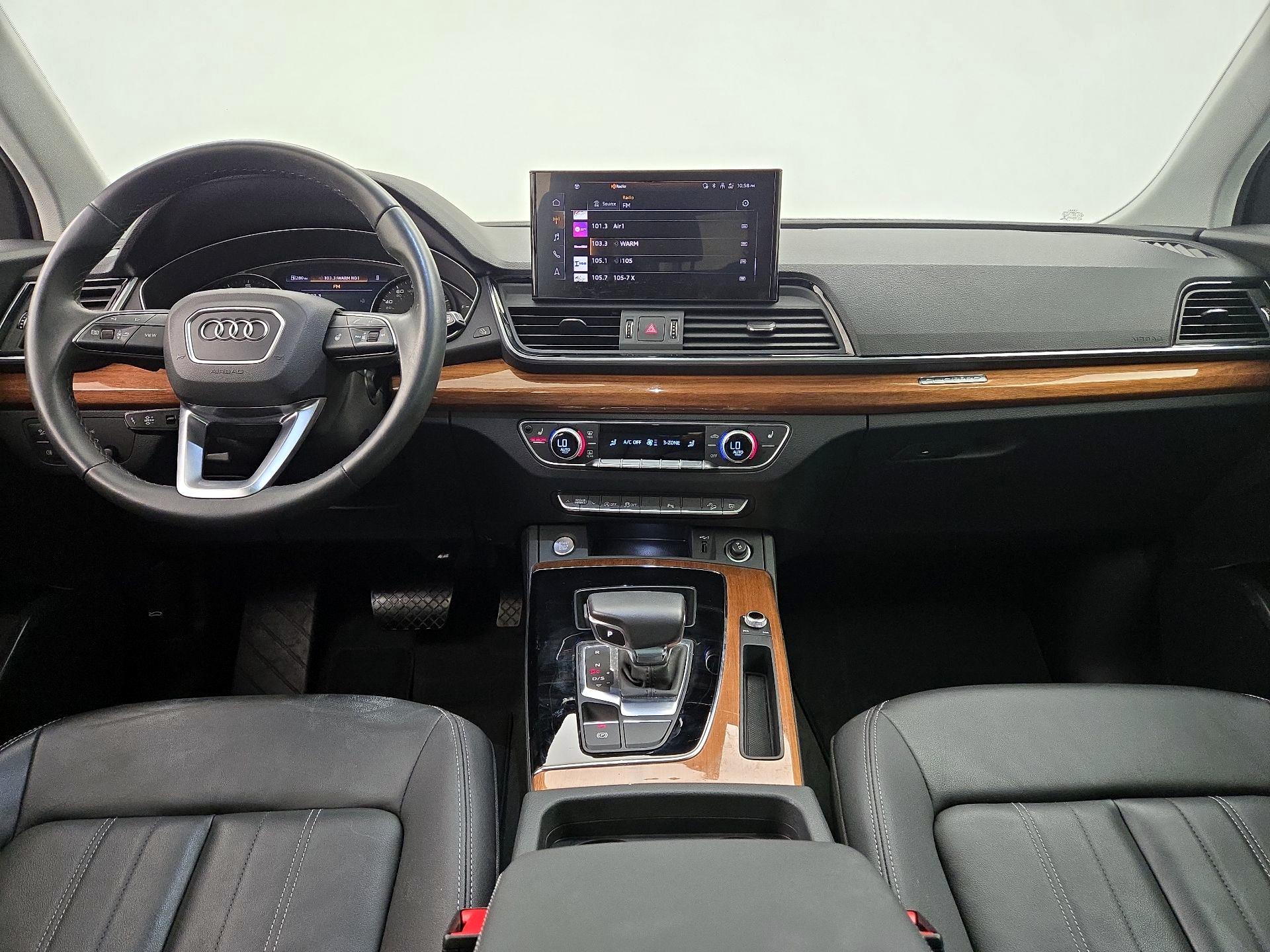 Thumbnail: 2023 Audi Q5 - 9