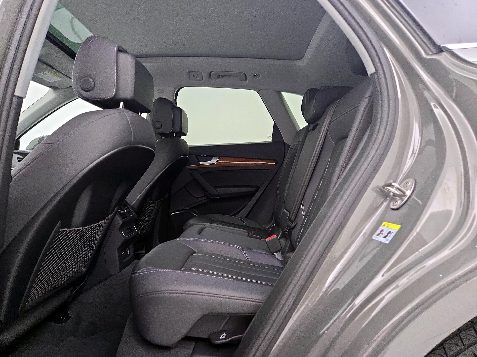 Thumbnail: 2023 Audi Q5 - 19