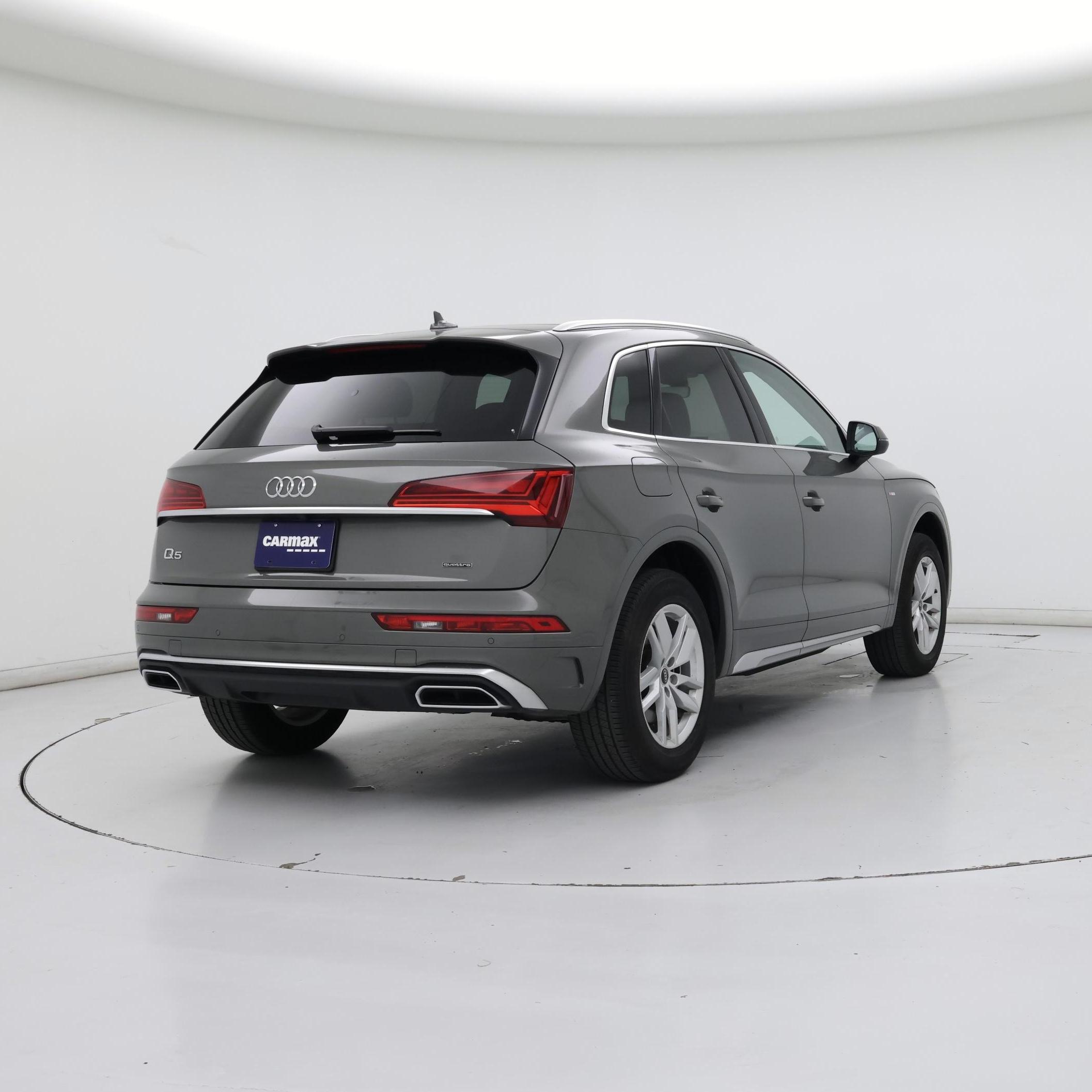 Thumbnail: 2023 Audi Q5 - 8