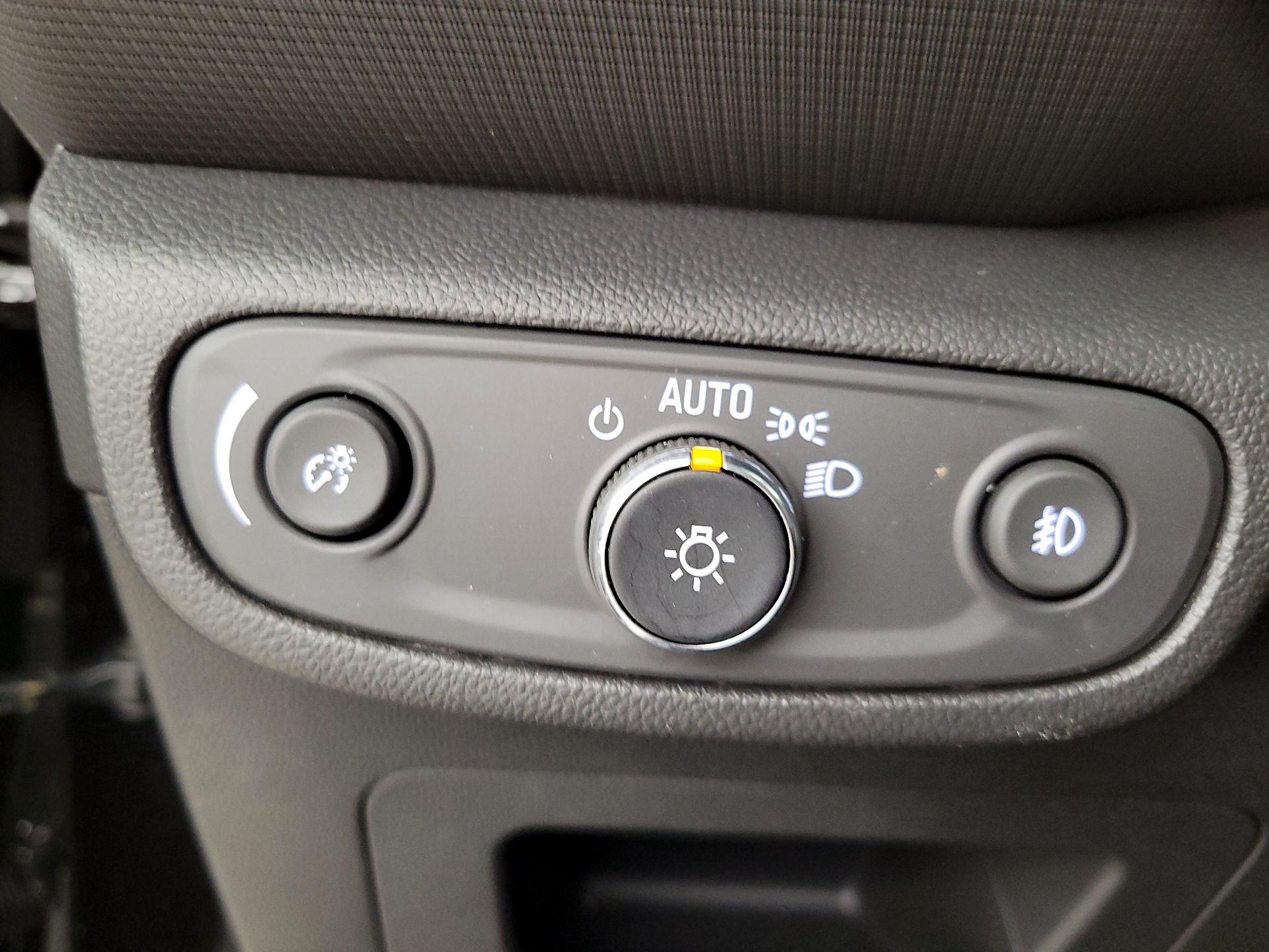 Thumbnail: 2022 Chevrolet TrailBlazer - 13