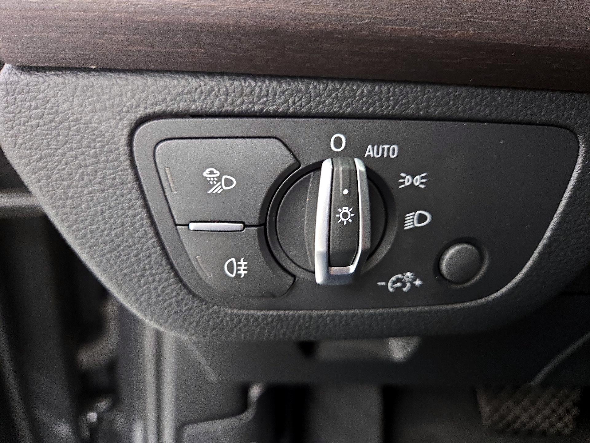 Thumbnail: 2022 Audi Q5 - 13