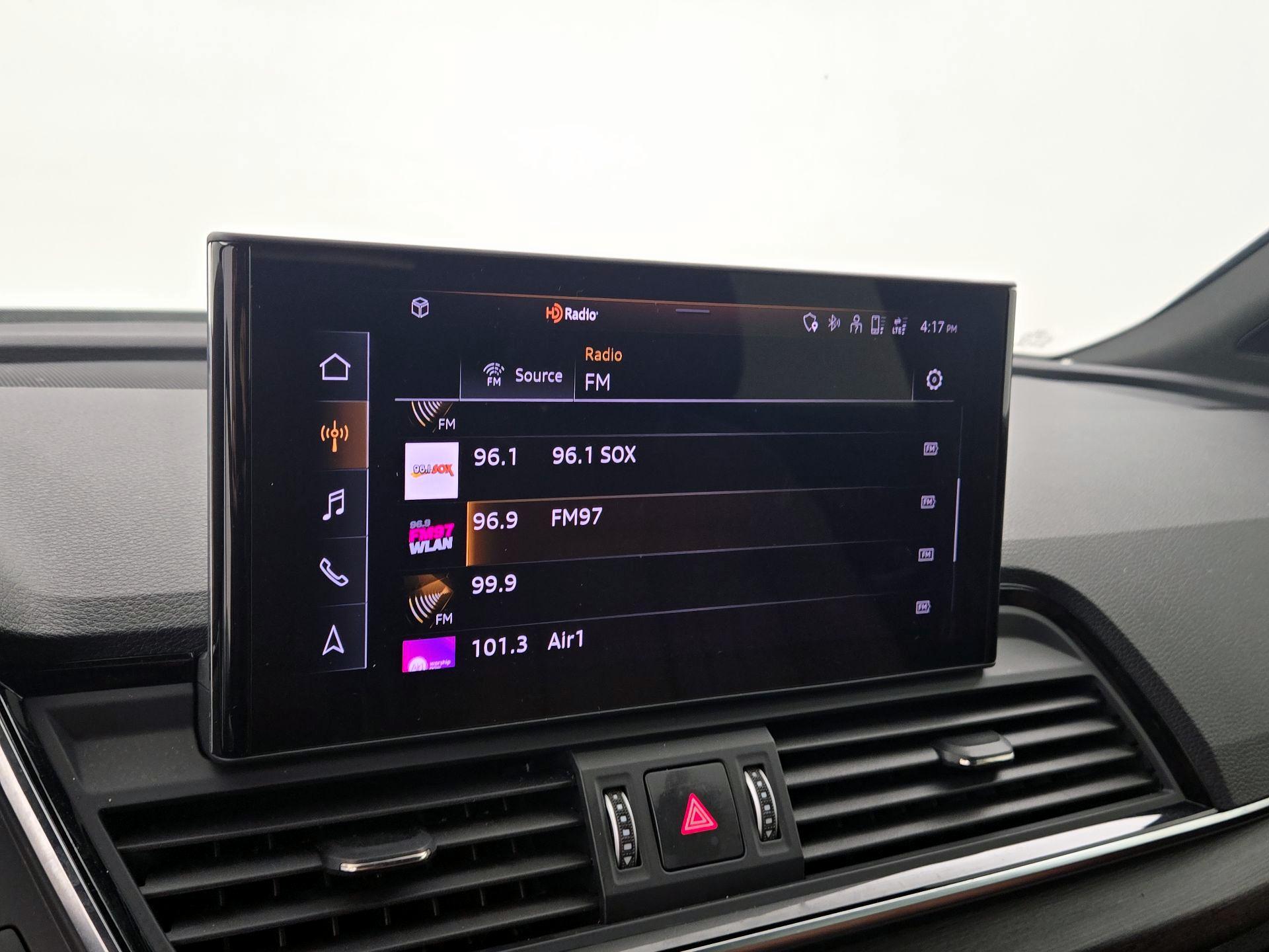 Thumbnail: 2022 Audi Q5 - 16