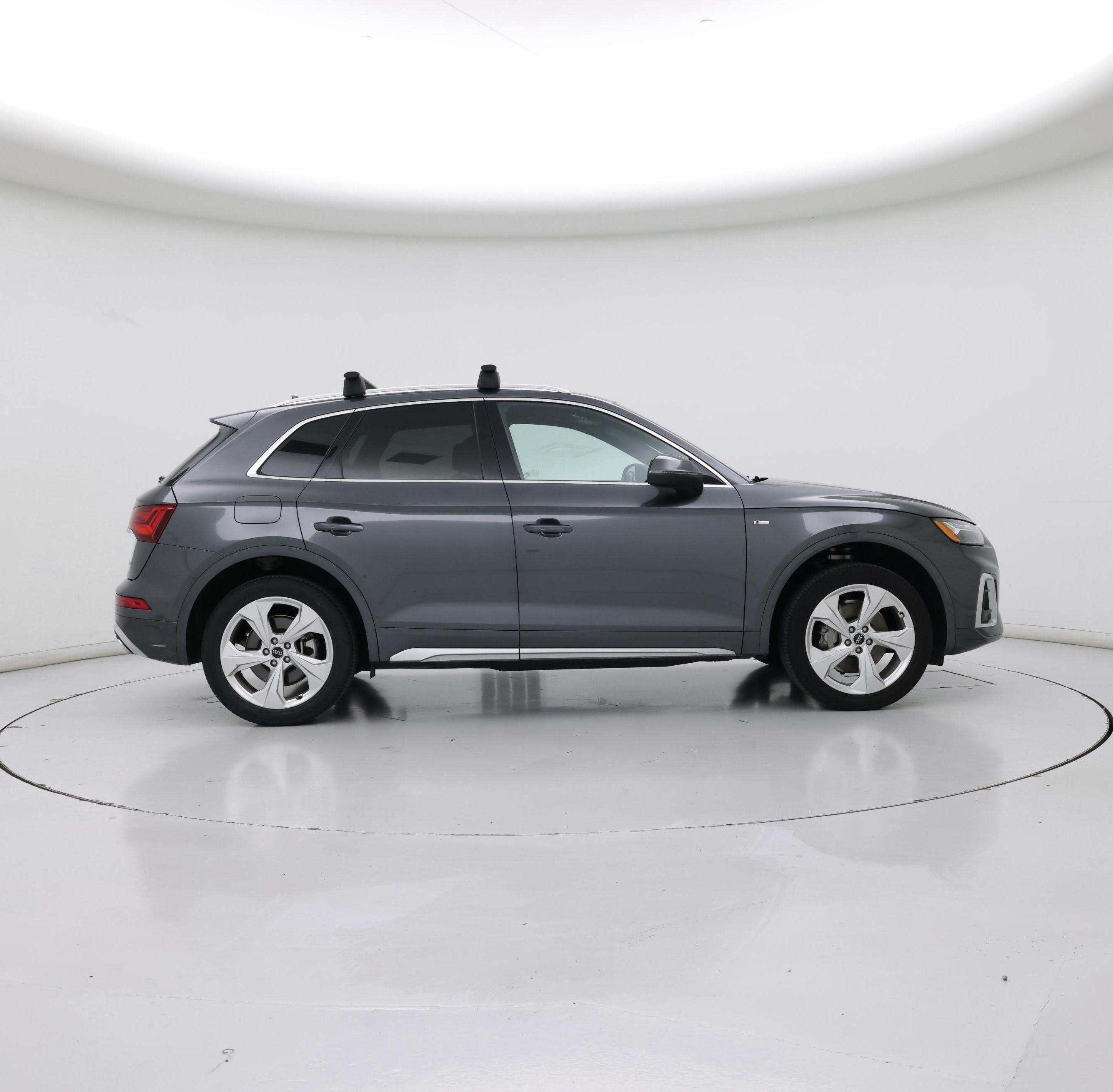 Thumbnail: 2022 Audi Q5 - 7