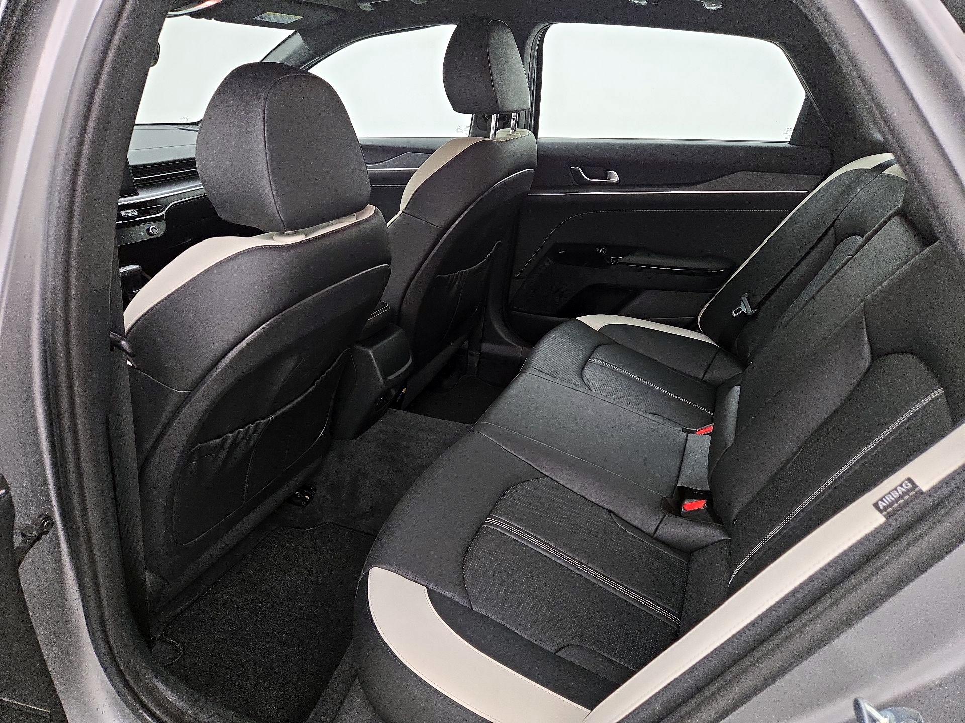 Thumbnail: 2025 Kia K5 - 20