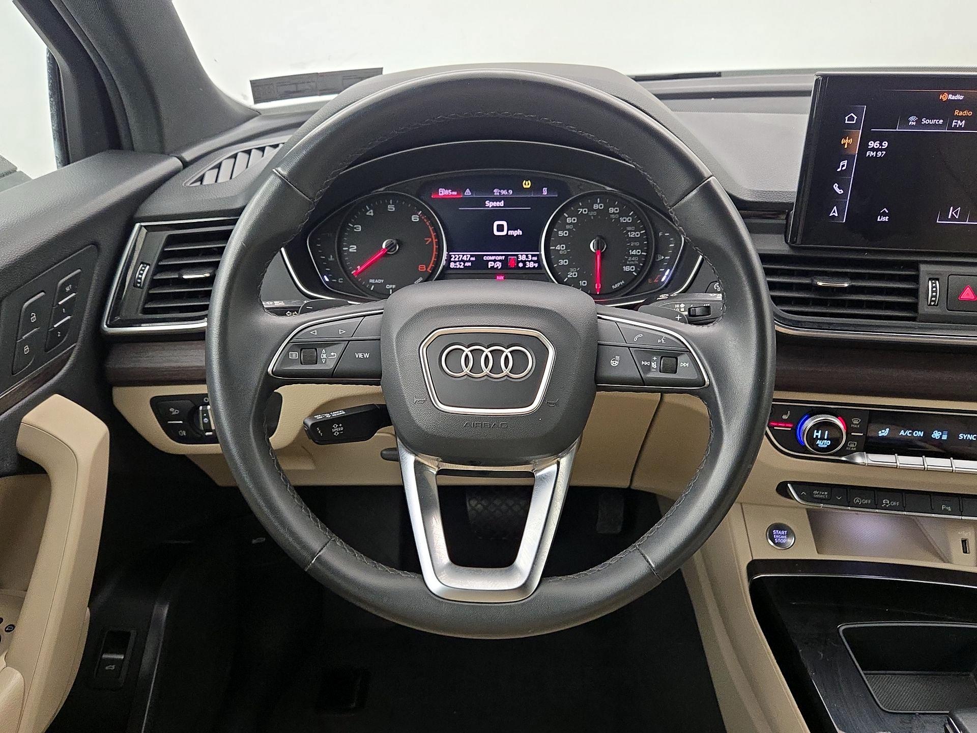 Thumbnail: 2022 Audi Q5 - 10