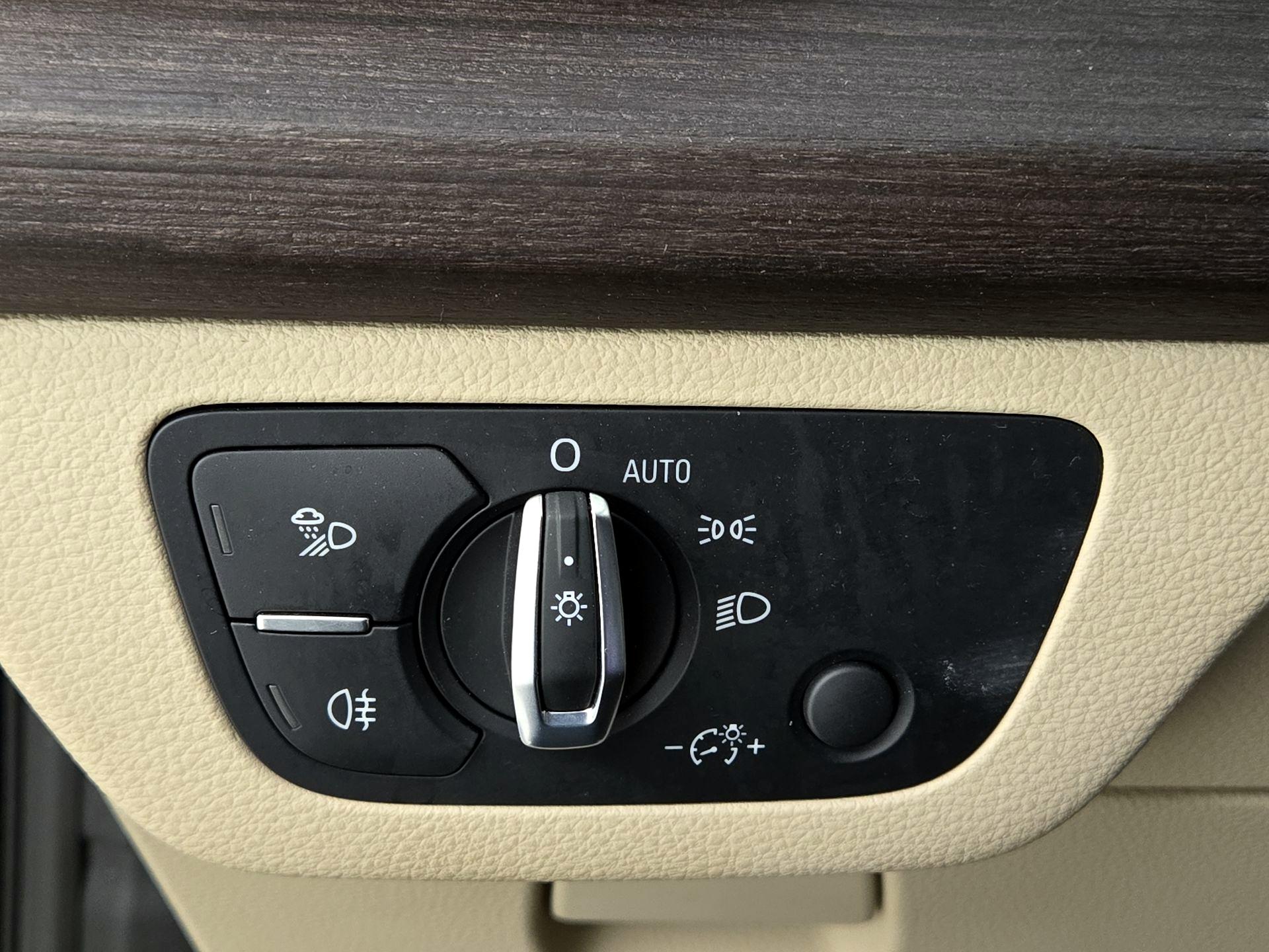 Thumbnail: 2022 Audi Q5 - 13