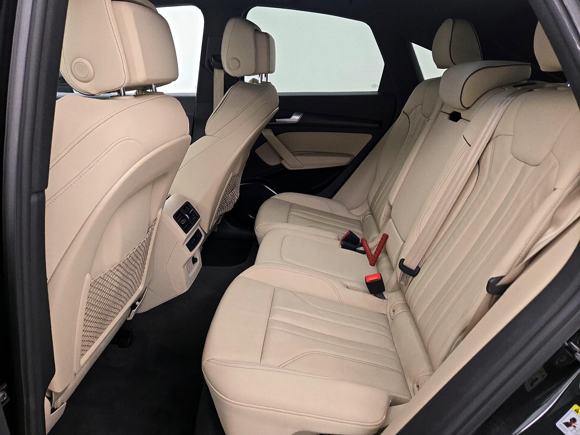 Thumbnail: 2022 Audi Q5 - 19