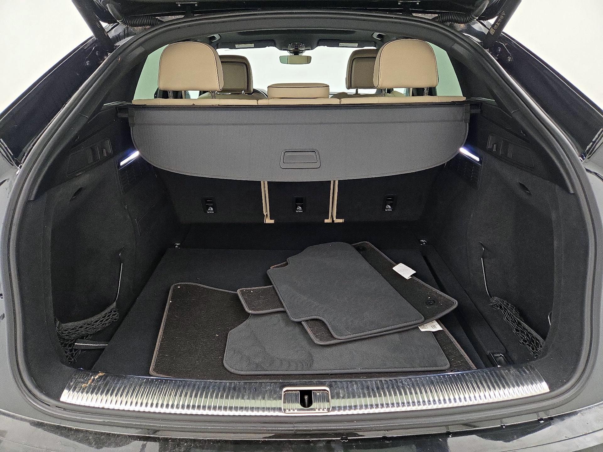 Thumbnail: 2022 Audi Q5 - 20