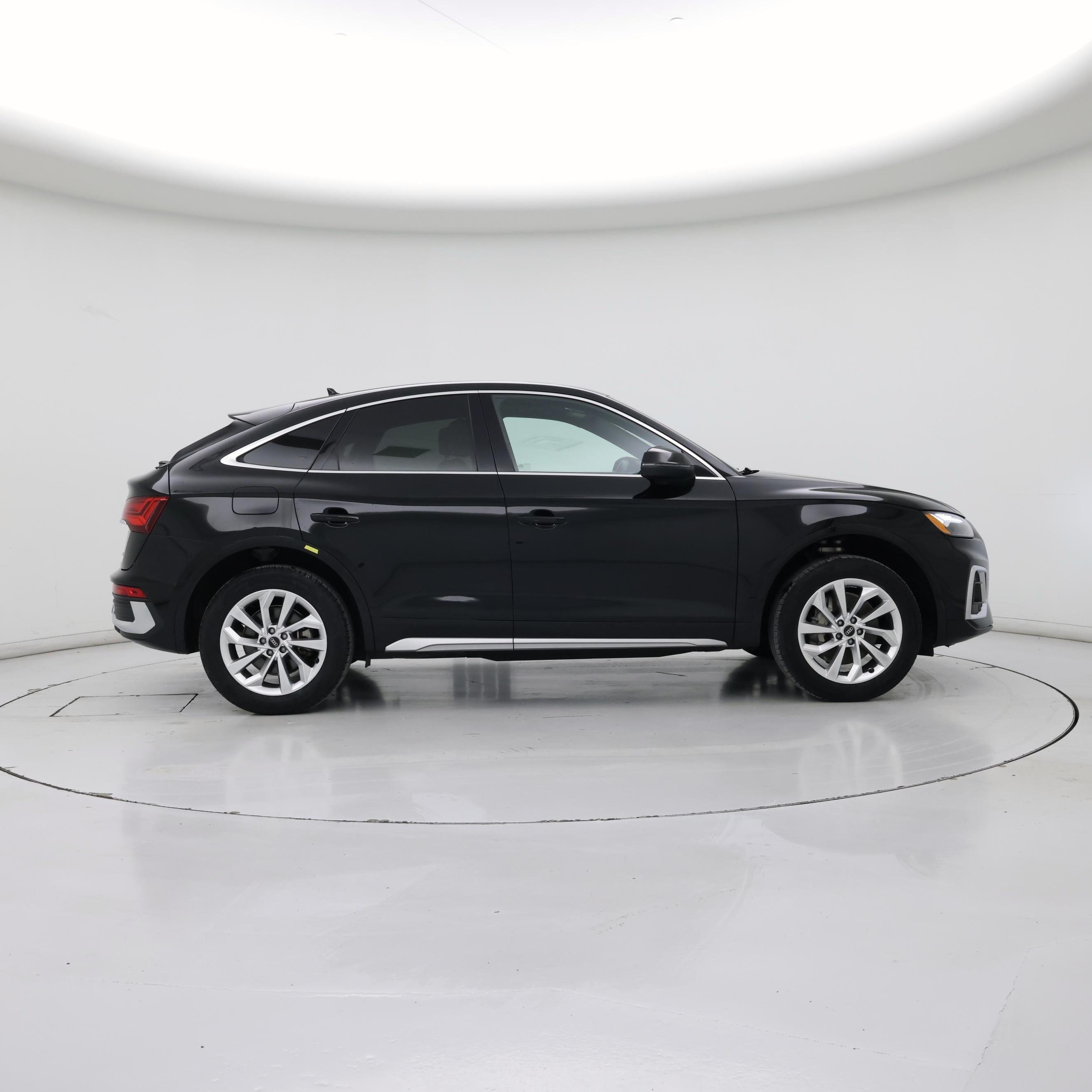 Thumbnail: 2022 Audi Q5 - 7