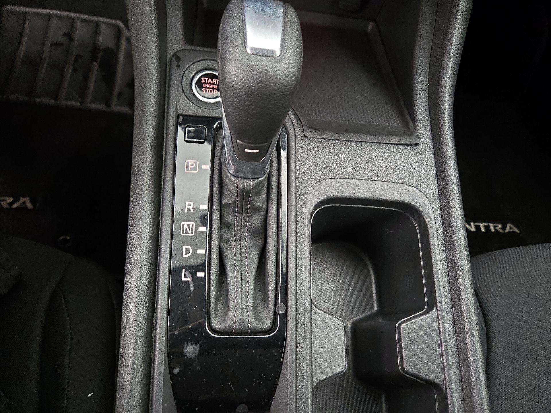 Thumbnail: 2021 Nissan Sentra - 17