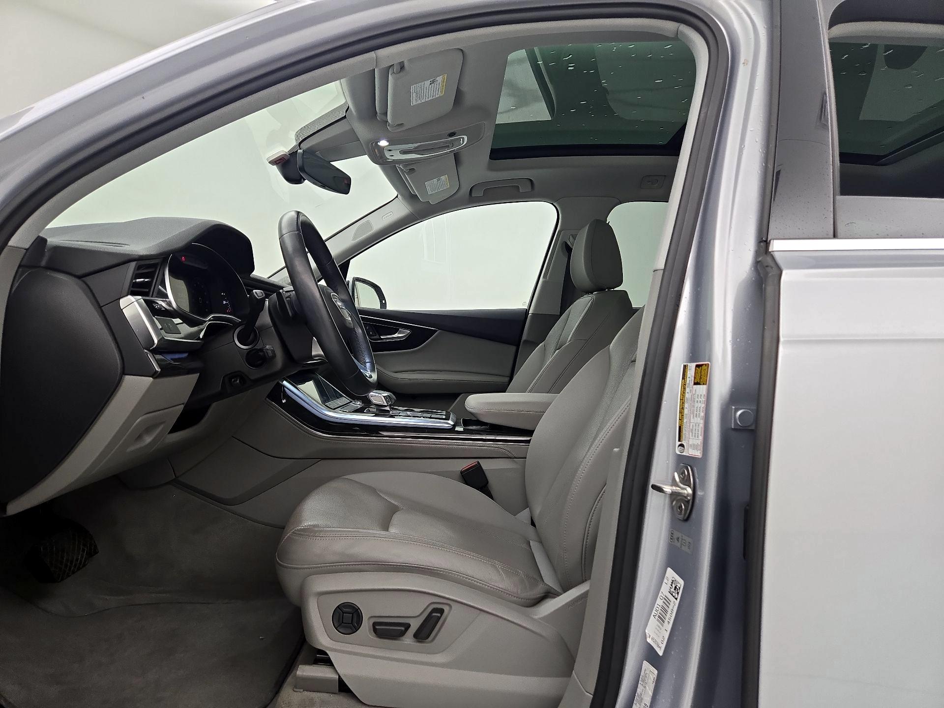 Thumbnail: 2021 Audi Q7 - 11