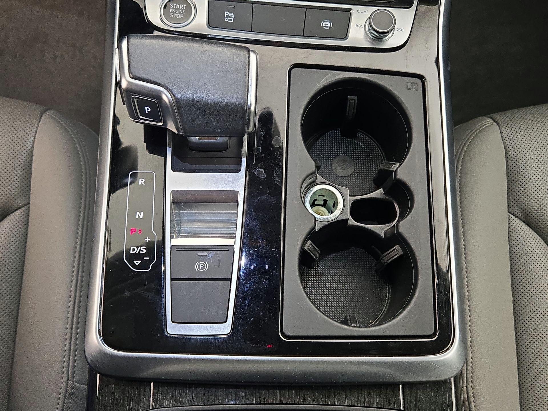 Thumbnail: 2021 Audi Q7 - 17