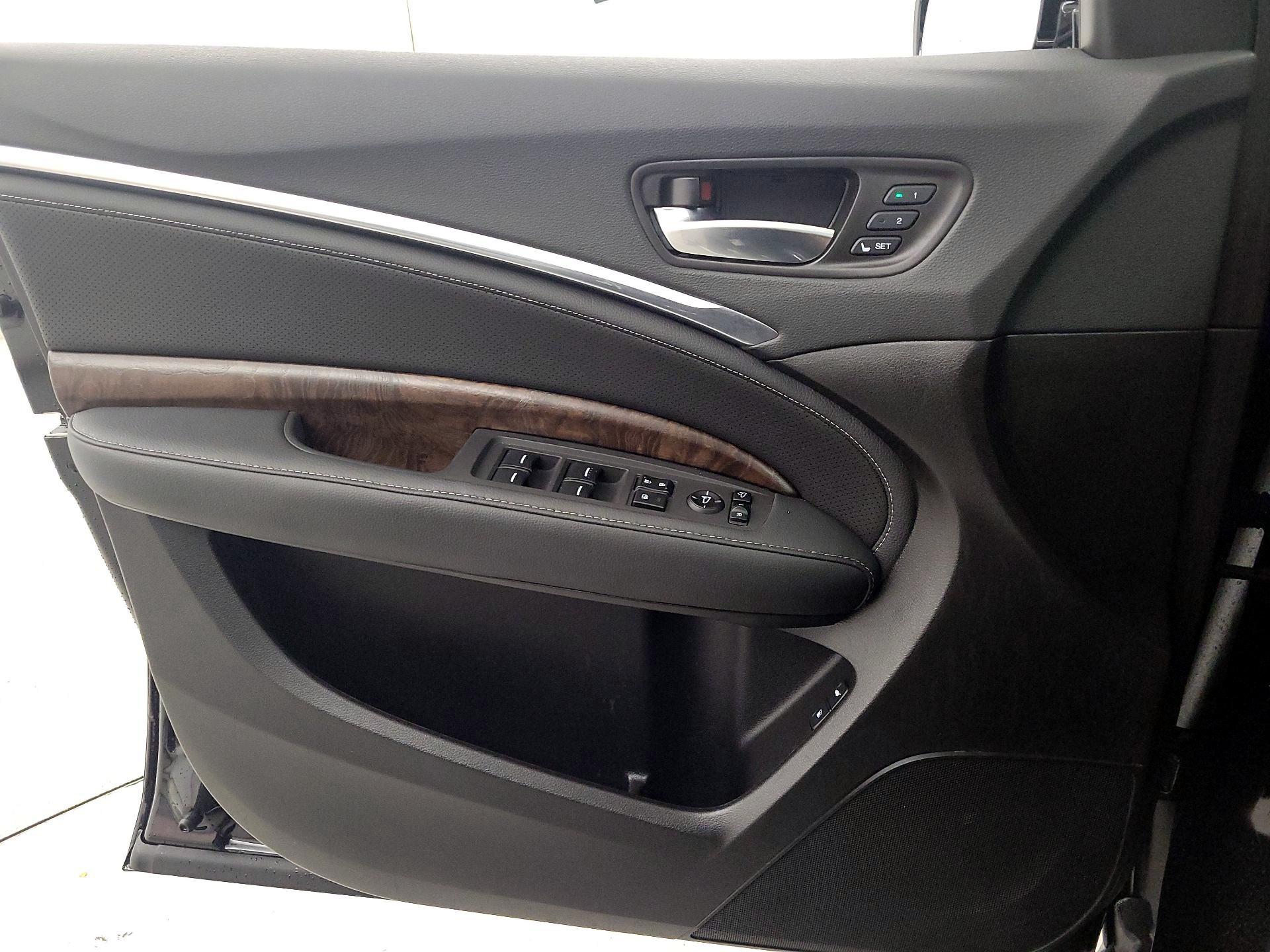 Thumbnail: 2019 Acura MDX - 12