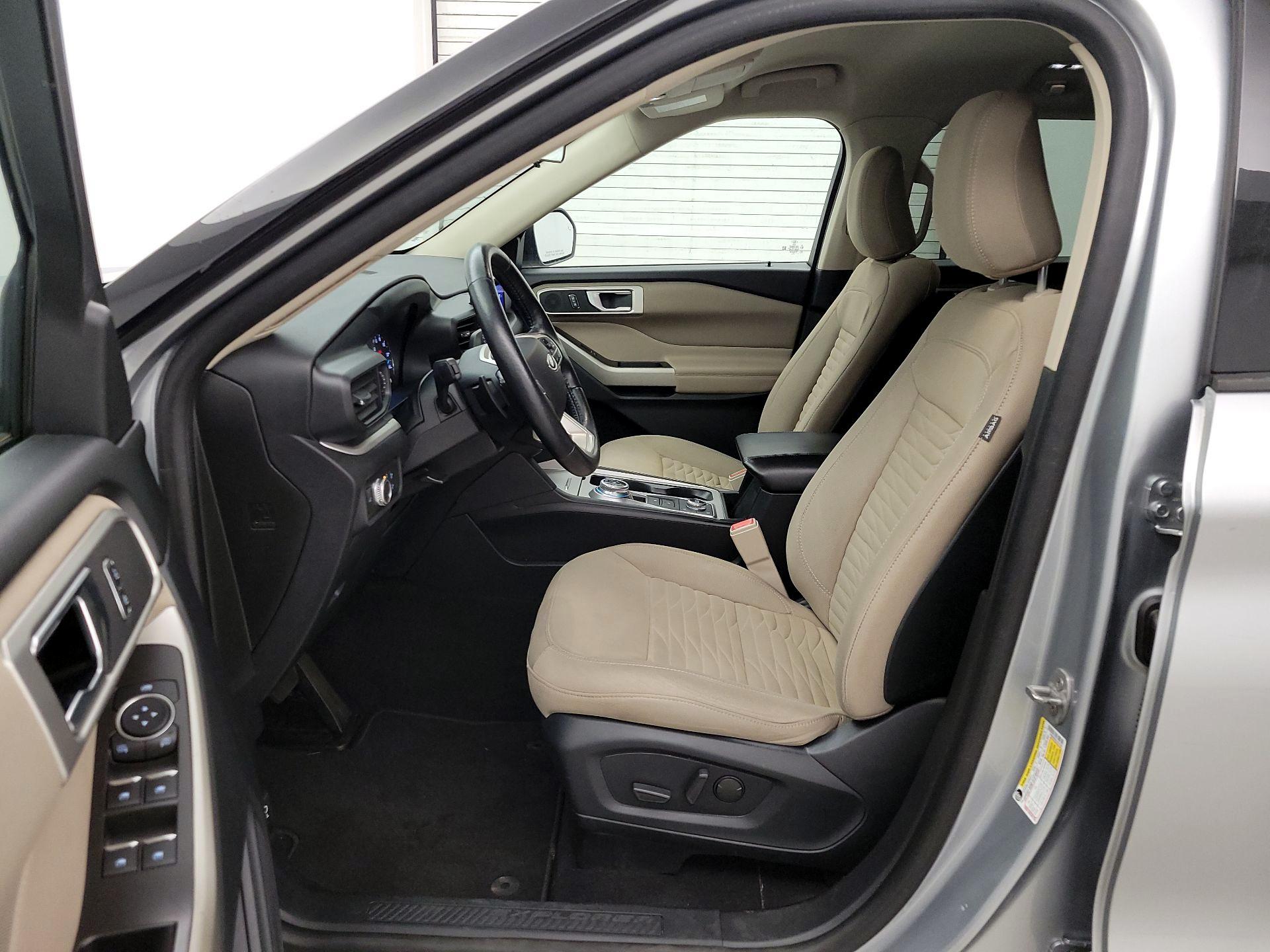 Thumbnail: 2020 Ford Explorer - 11