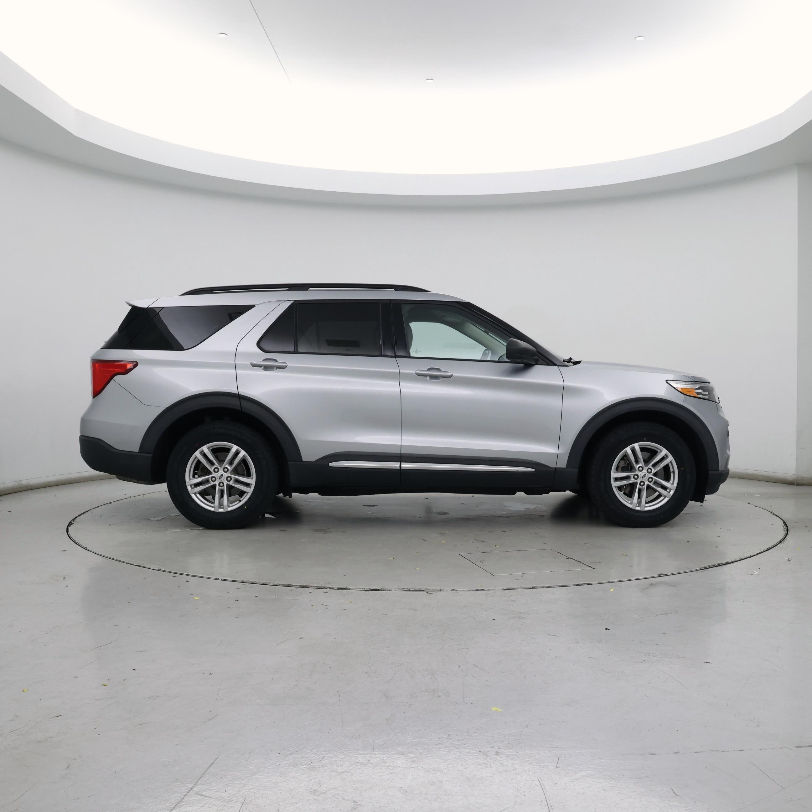 Thumbnail: 2020 Ford Explorer - 7