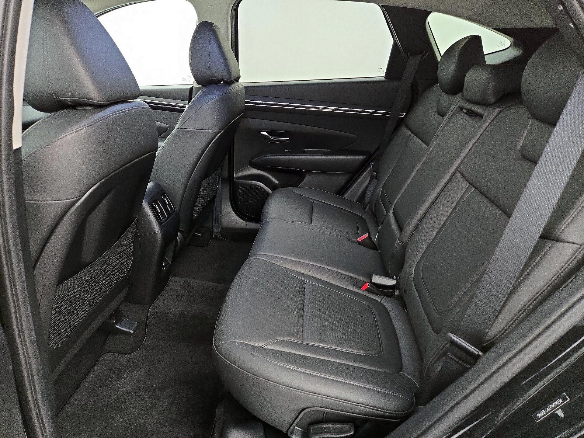 Thumbnail: 2023 Hyundai Tucson - 19