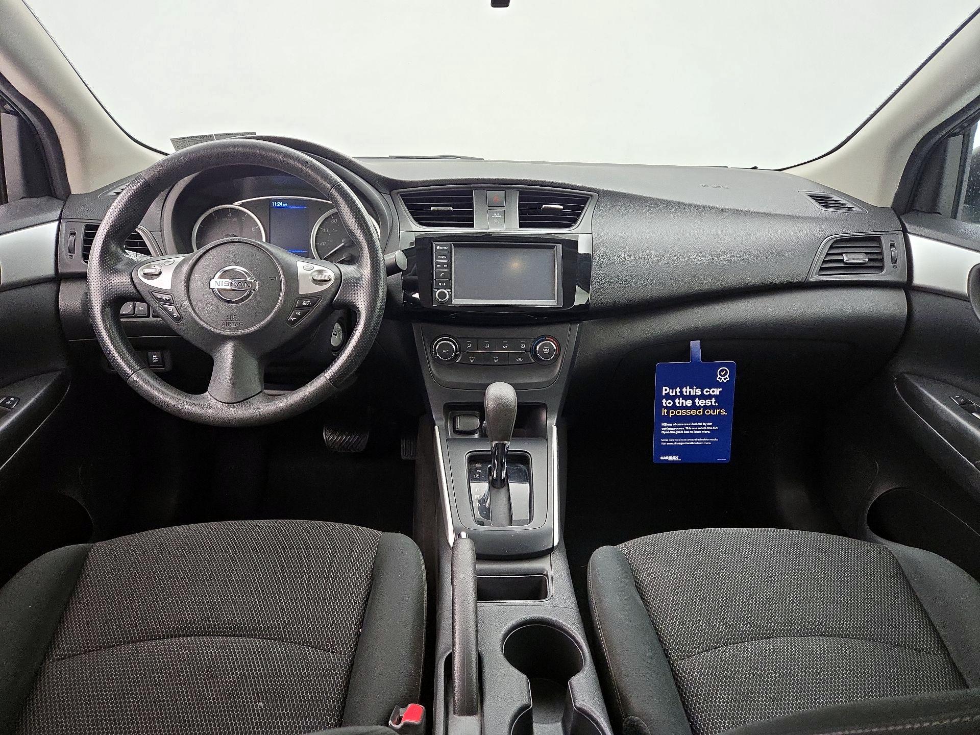 Thumbnail: 2019 Nissan Sentra - 9