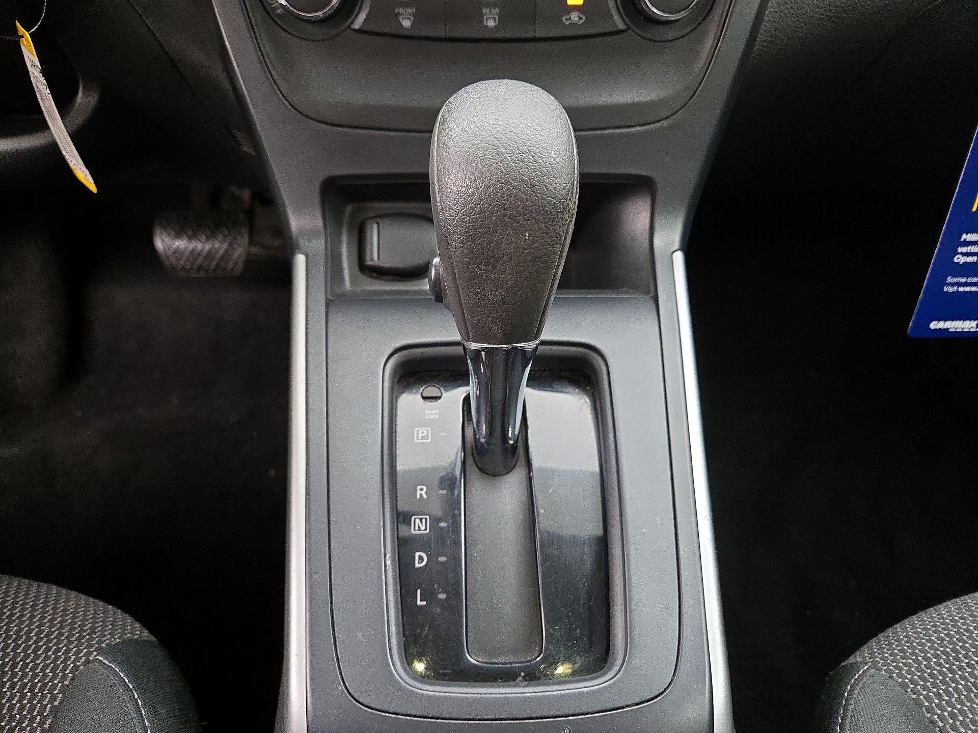 Thumbnail: 2019 Nissan Sentra - 17