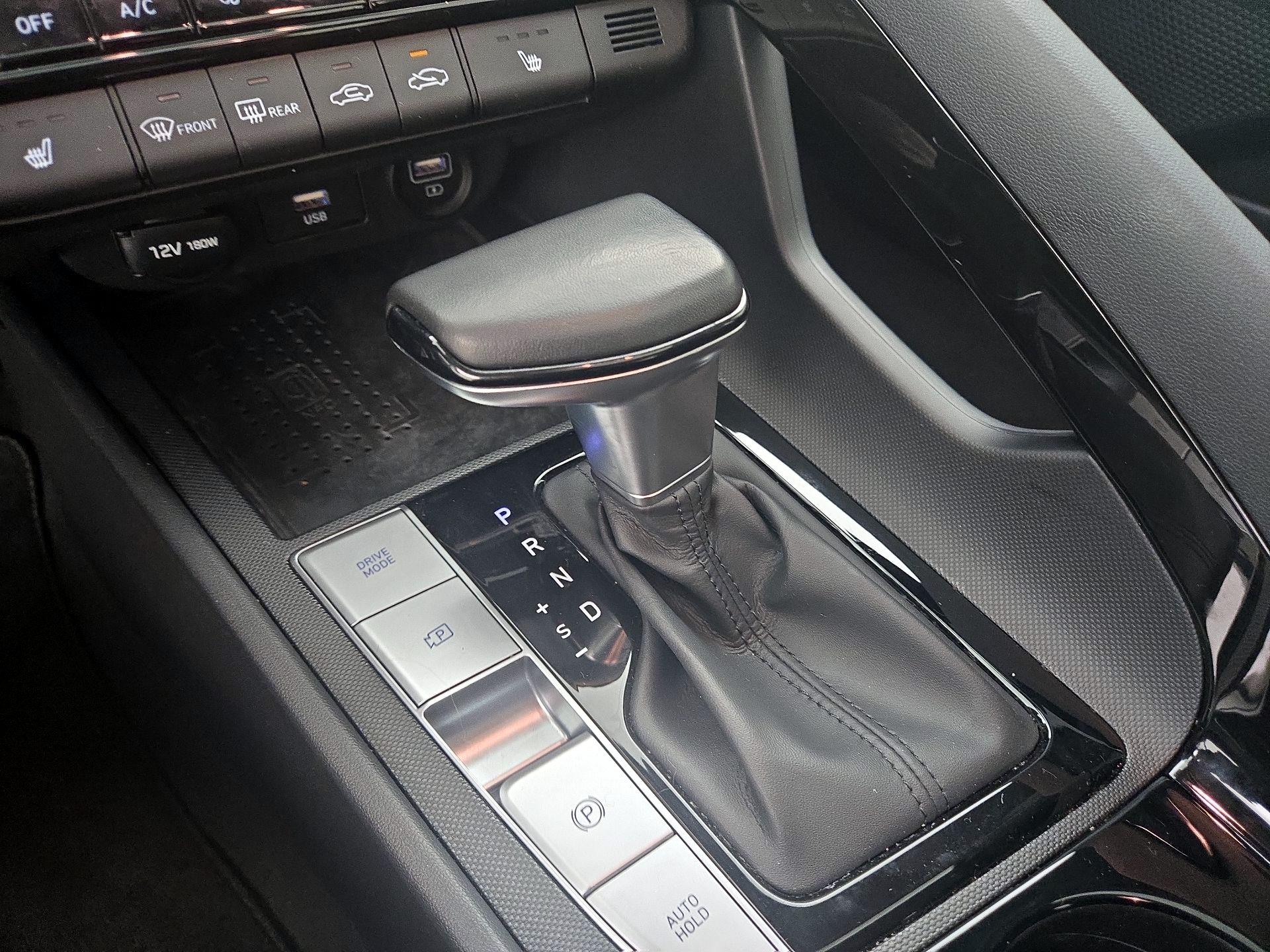 Thumbnail: 2021 Hyundai Elantra - 17