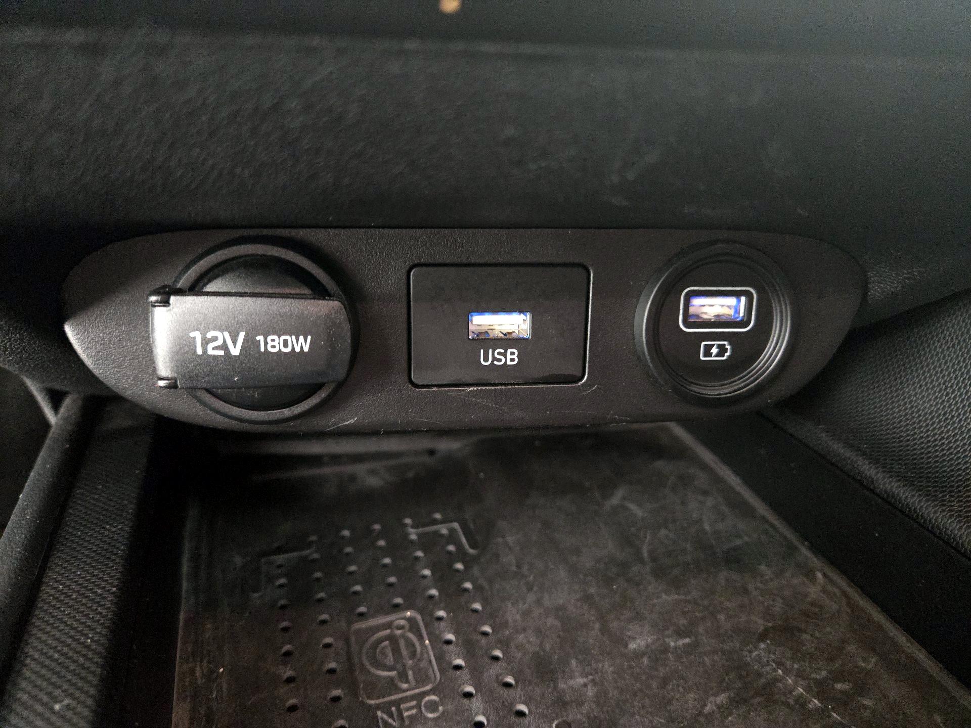 Thumbnail: 2021 Hyundai Elantra - 18