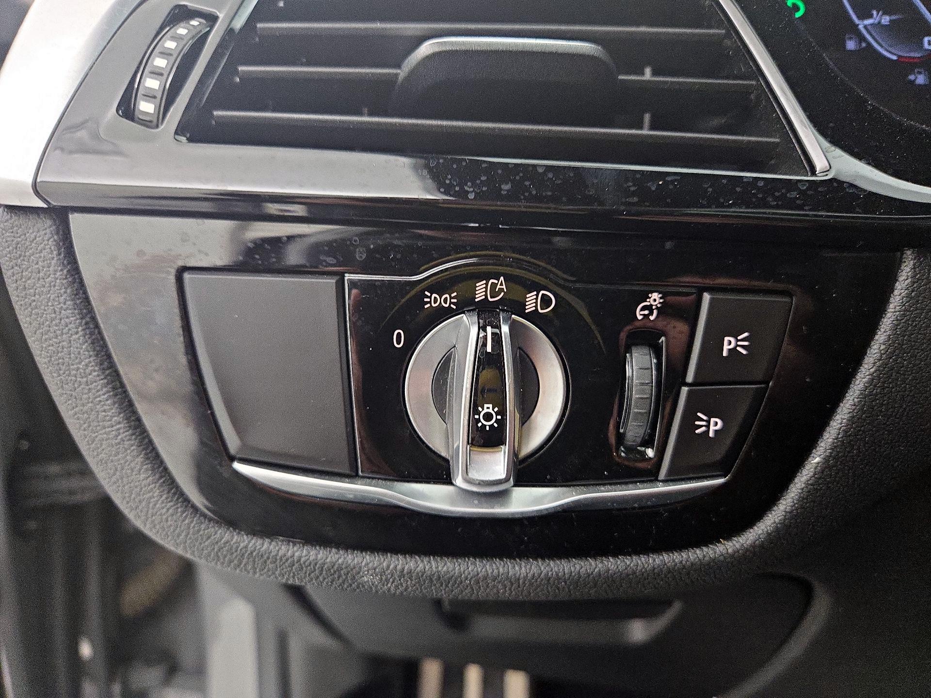 Thumbnail: 2021 BMW 5 Series - 13