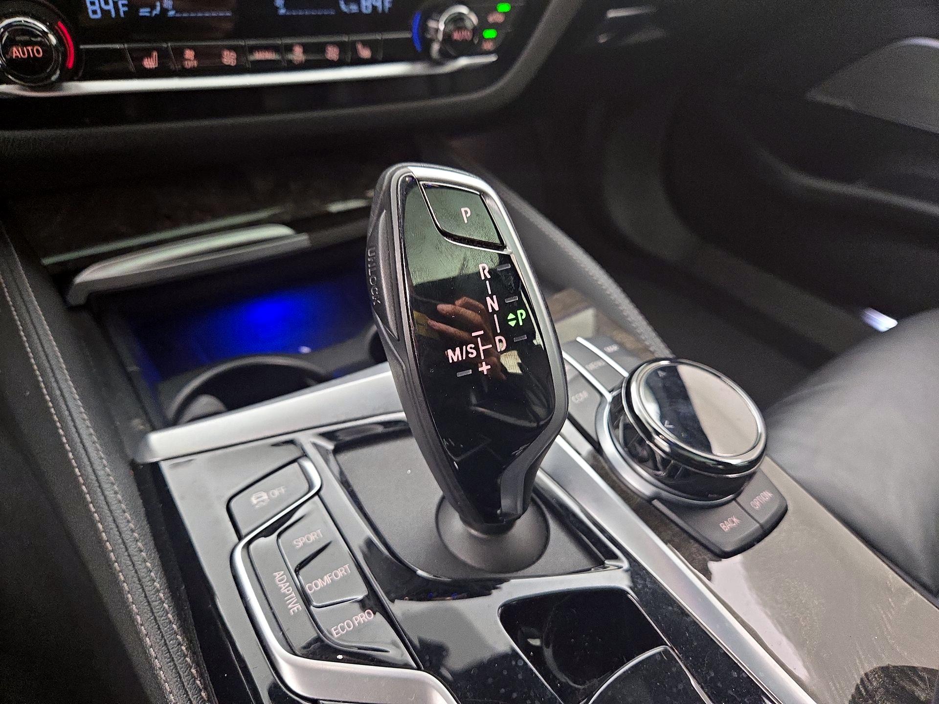 Thumbnail: 2021 BMW 5 Series - 18