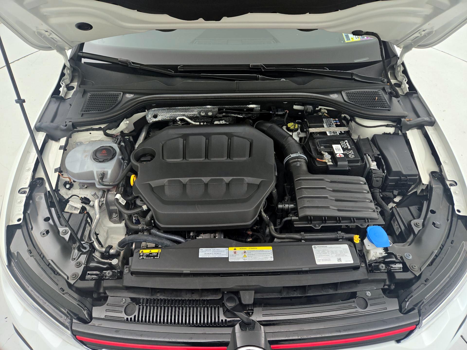 Thumbnail: 2022 Volkswagen Golf - 20