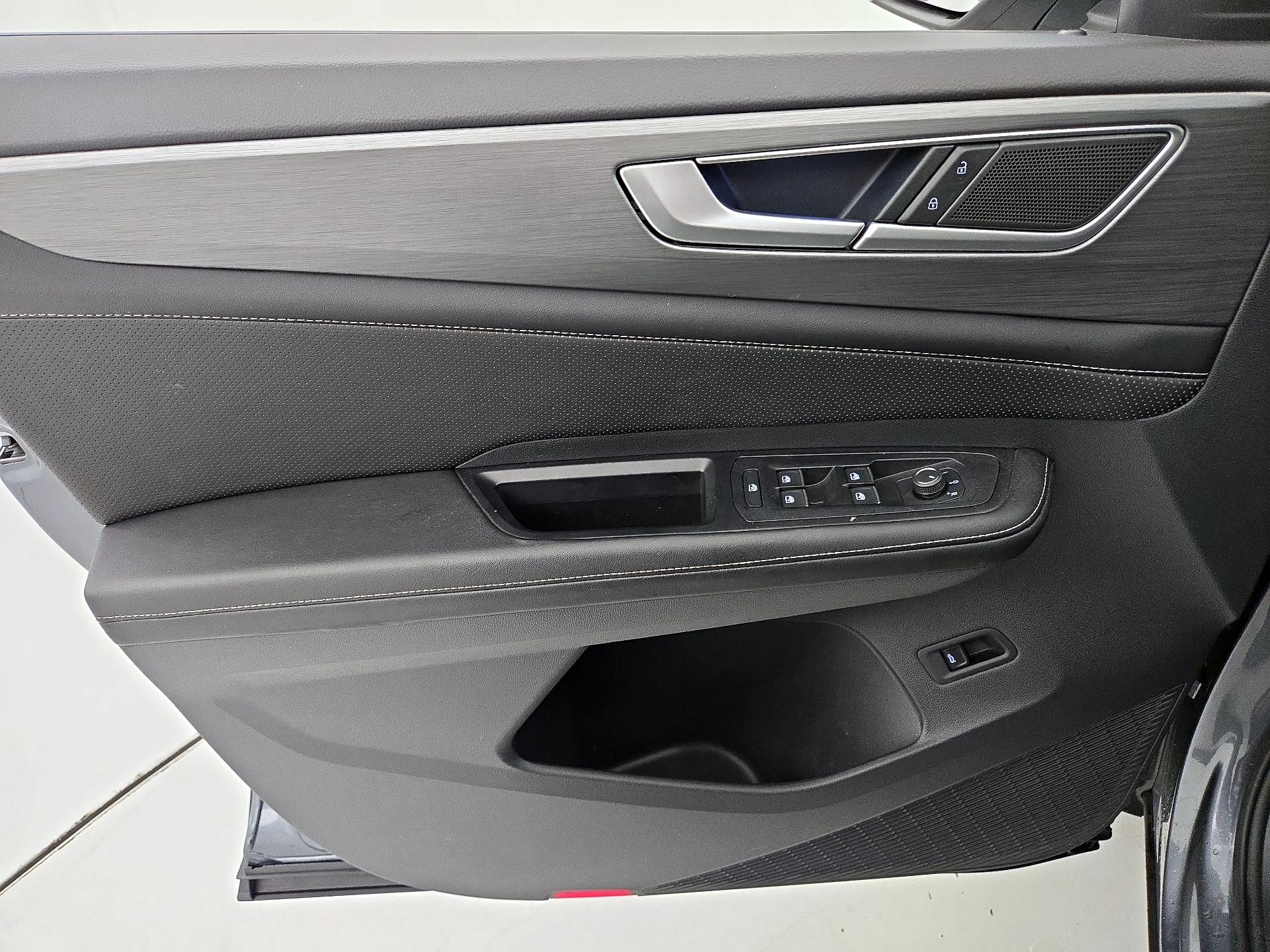 Thumbnail: 2024 Volkswagen Atlas - 12