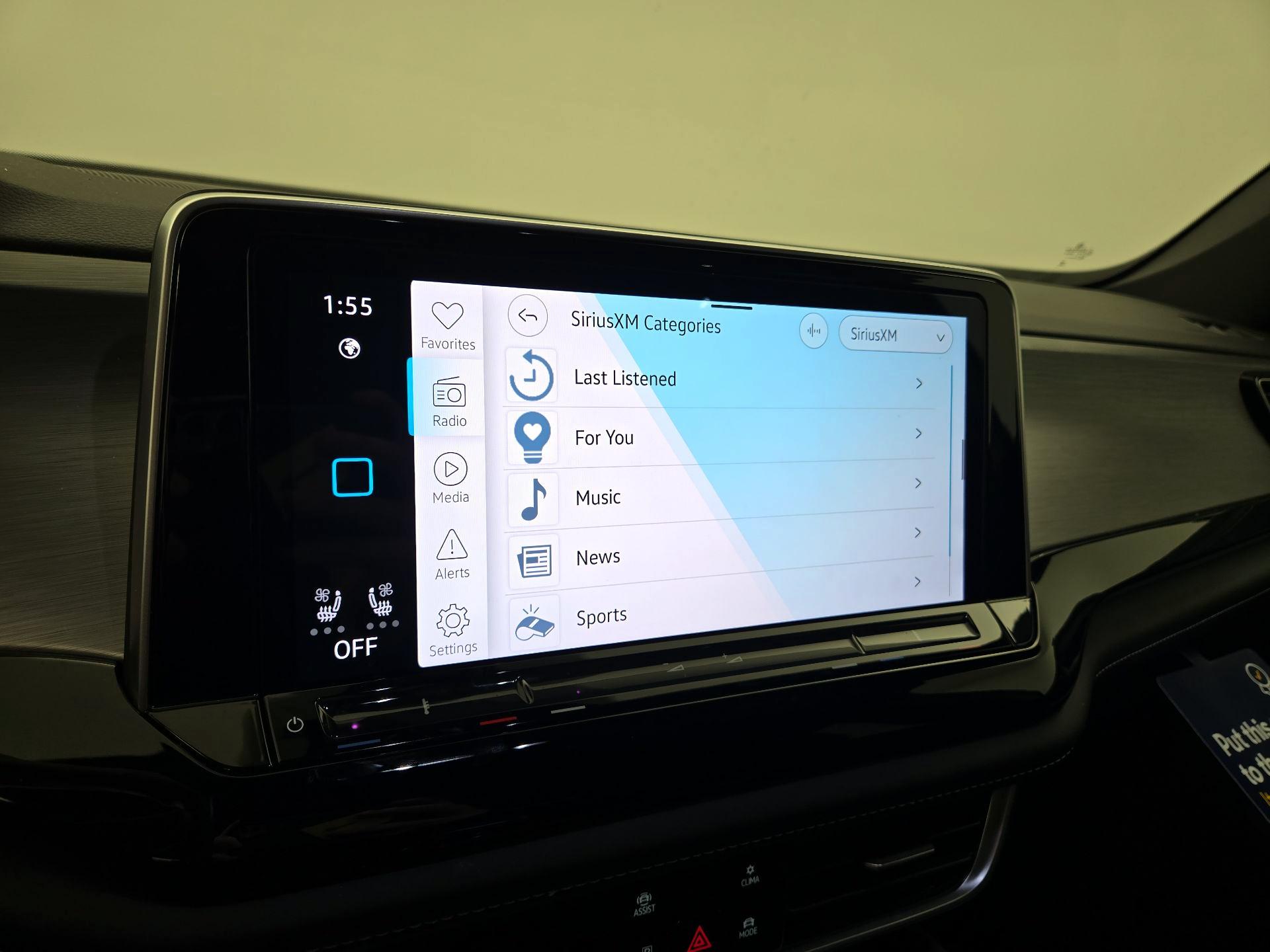 Thumbnail: 2024 Volkswagen Atlas - 15