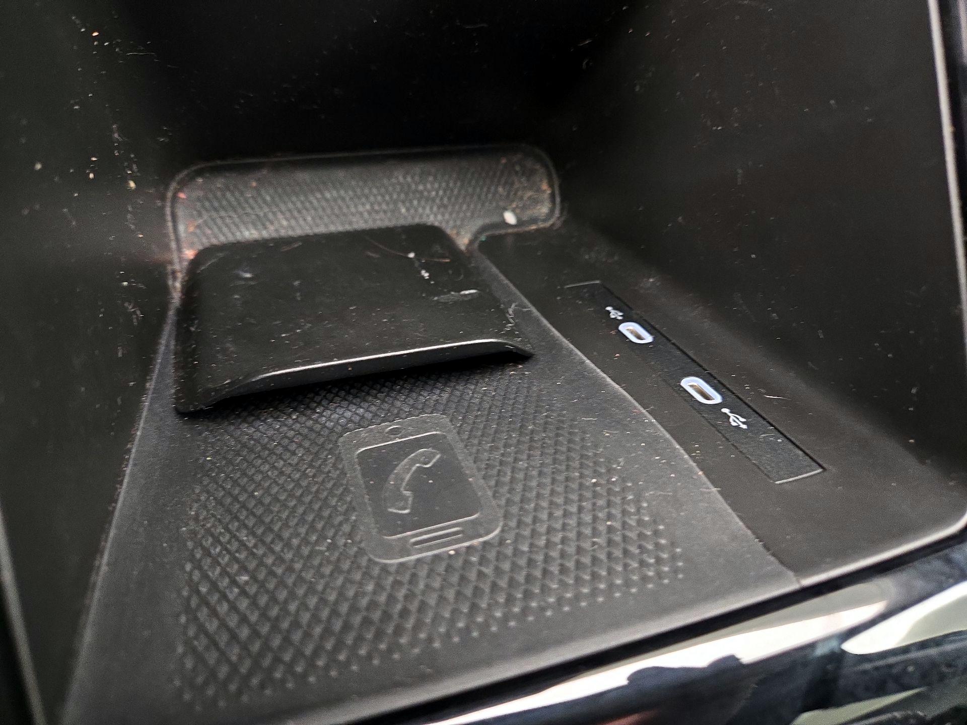 Thumbnail: 2023 Volkswagen ID.4 - 19