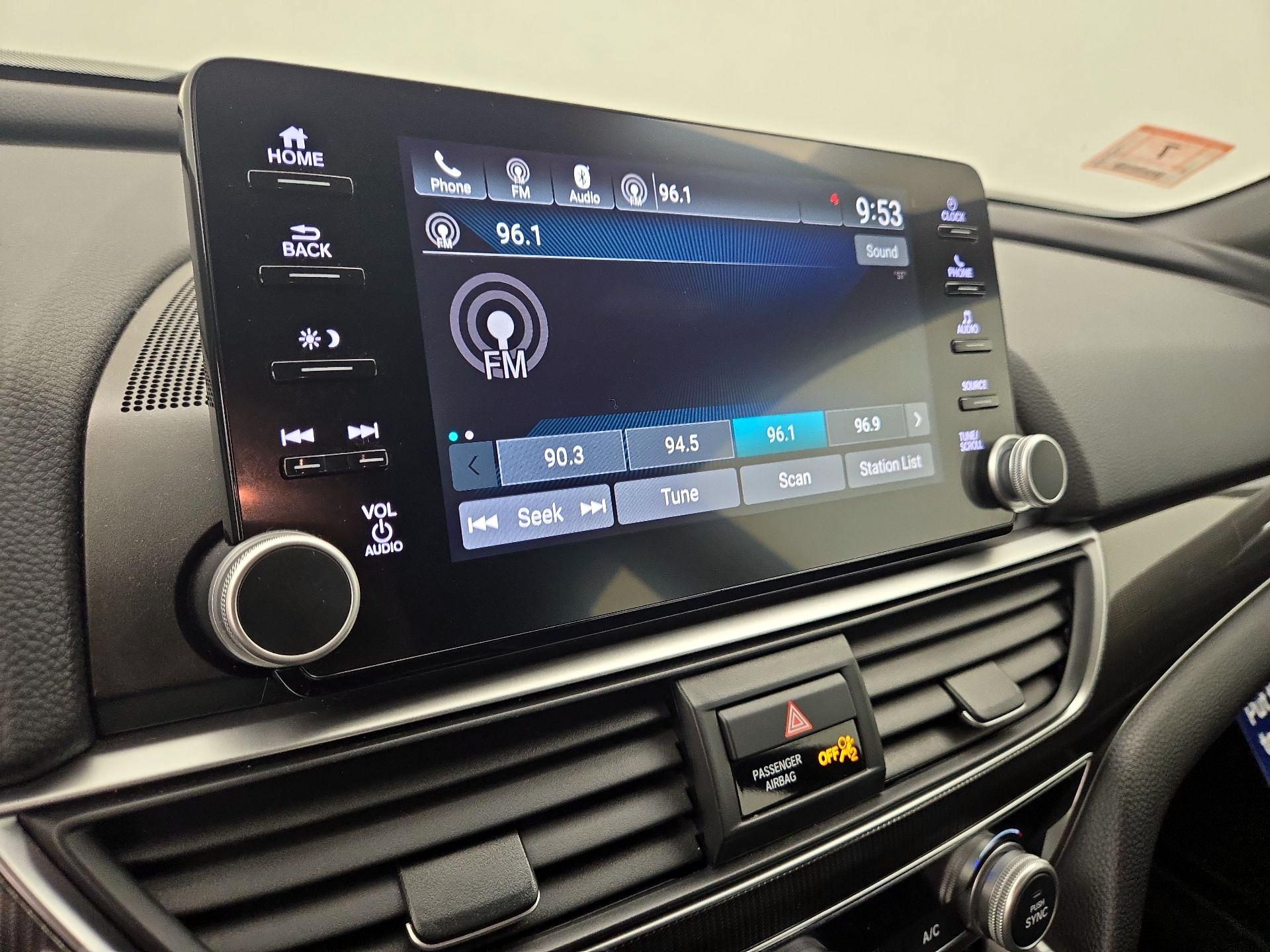 Thumbnail: 2018 Honda Accord - 16