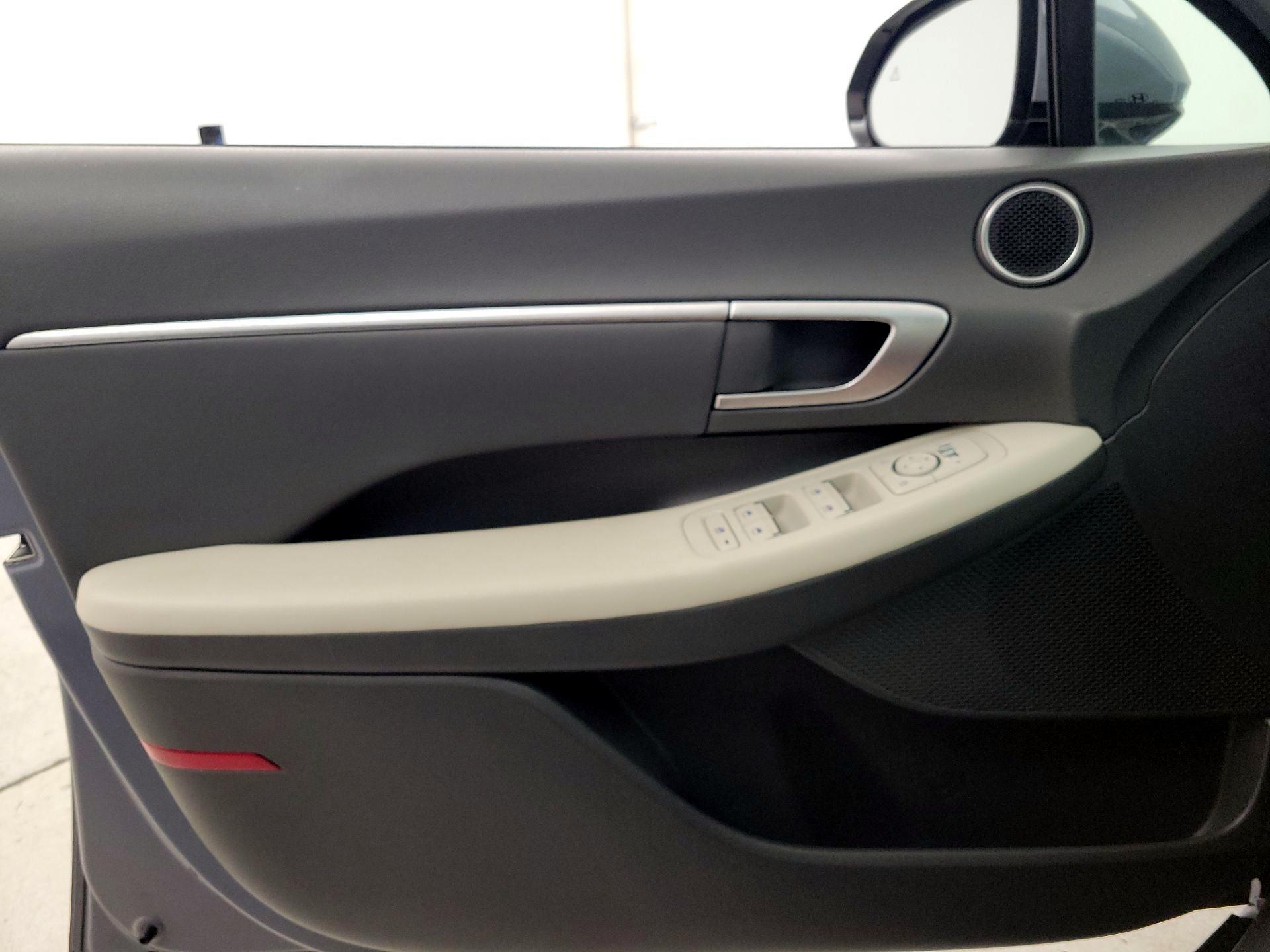 Thumbnail: 2024 Hyundai Sonata - 12