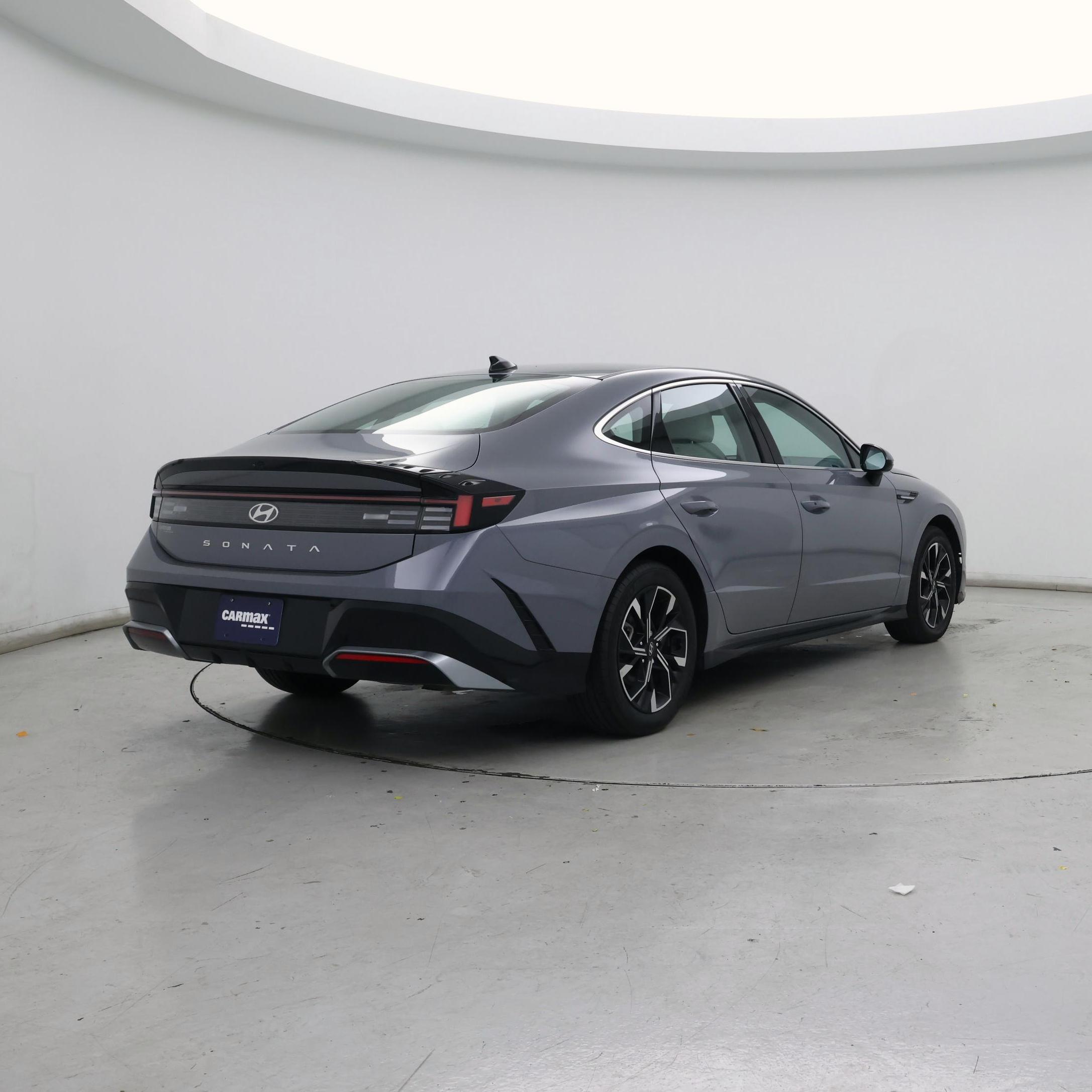 Thumbnail: 2024 Hyundai Sonata - 8