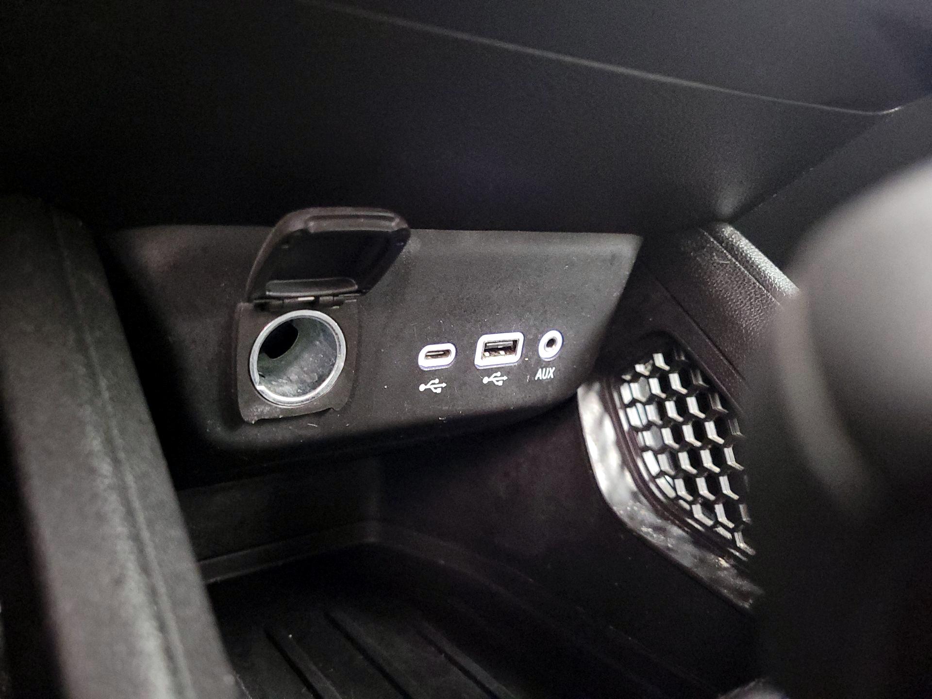 Thumbnail: 2022 Chevrolet TrailBlazer - 18