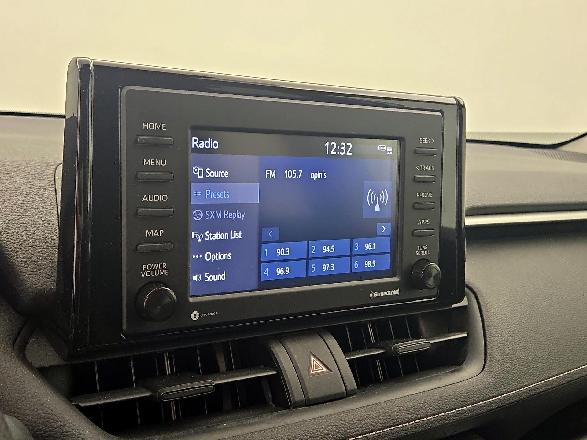 Thumbnail: 2021 Toyota RAV4 - 15