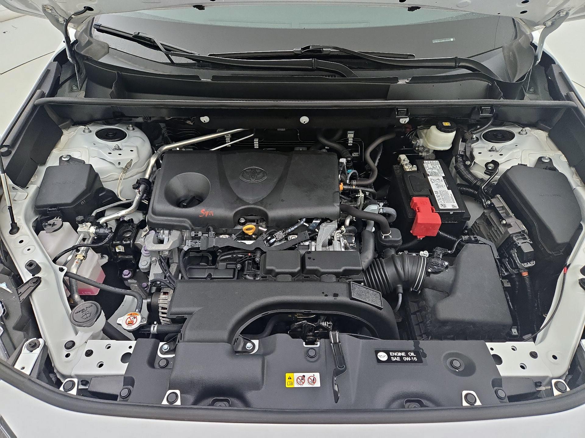 Thumbnail: 2021 Toyota RAV4 - 20