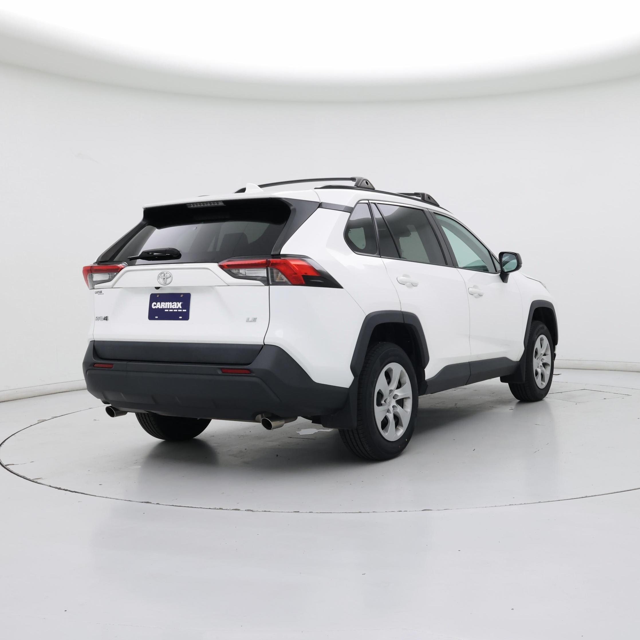 Thumbnail: 2021 Toyota RAV4 - 8