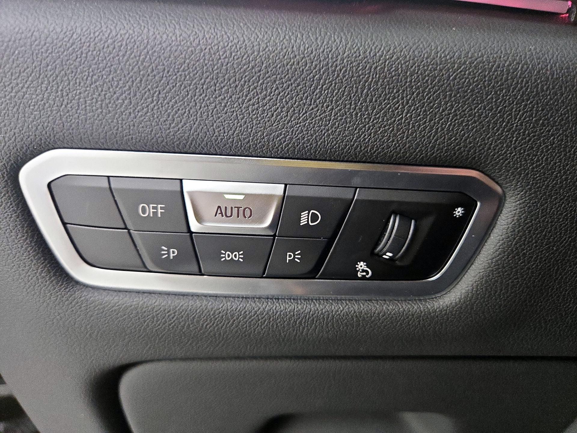 Thumbnail: 2023 BMW X5 - 13