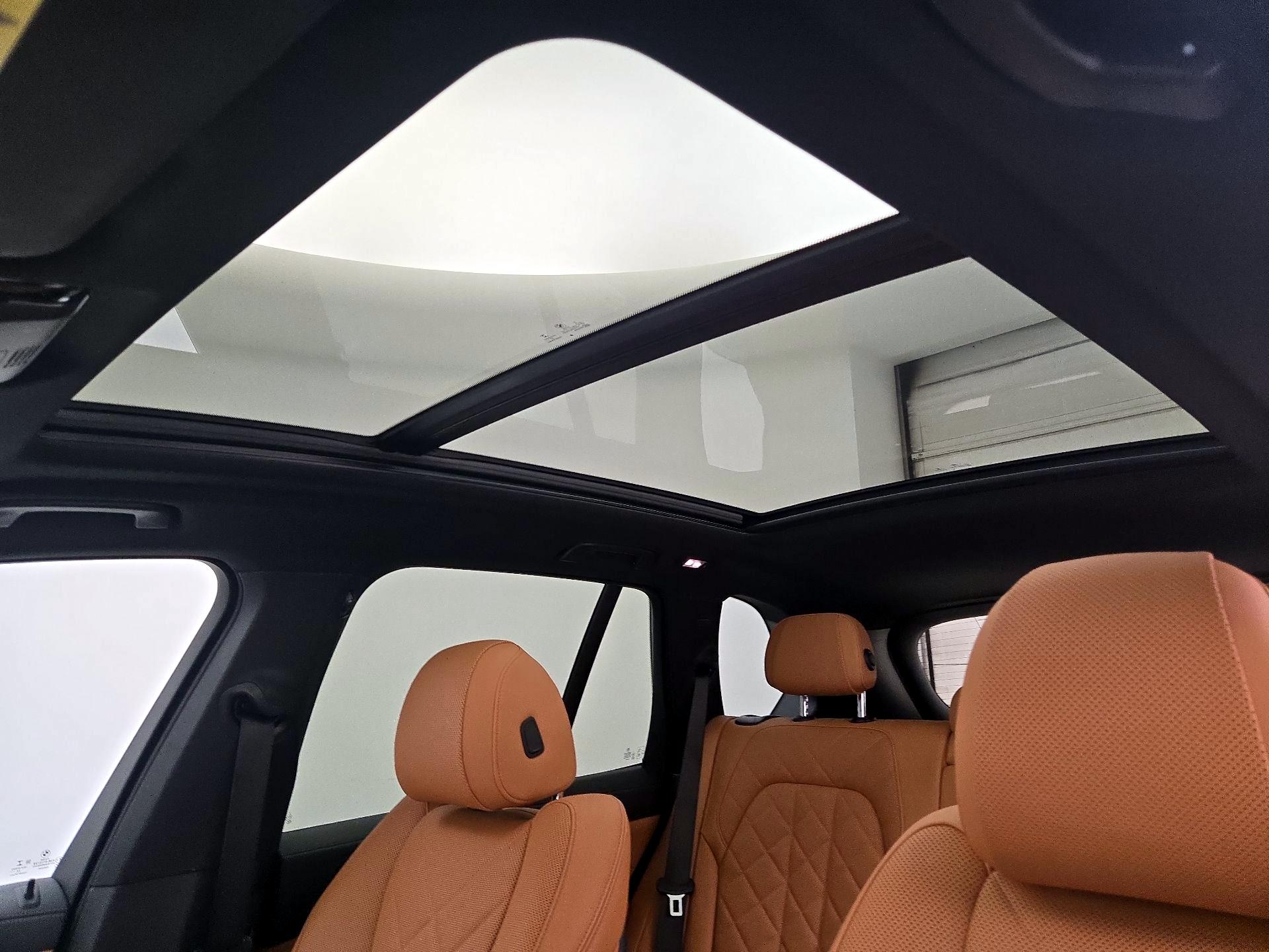 Thumbnail: 2023 BMW X5 - 20