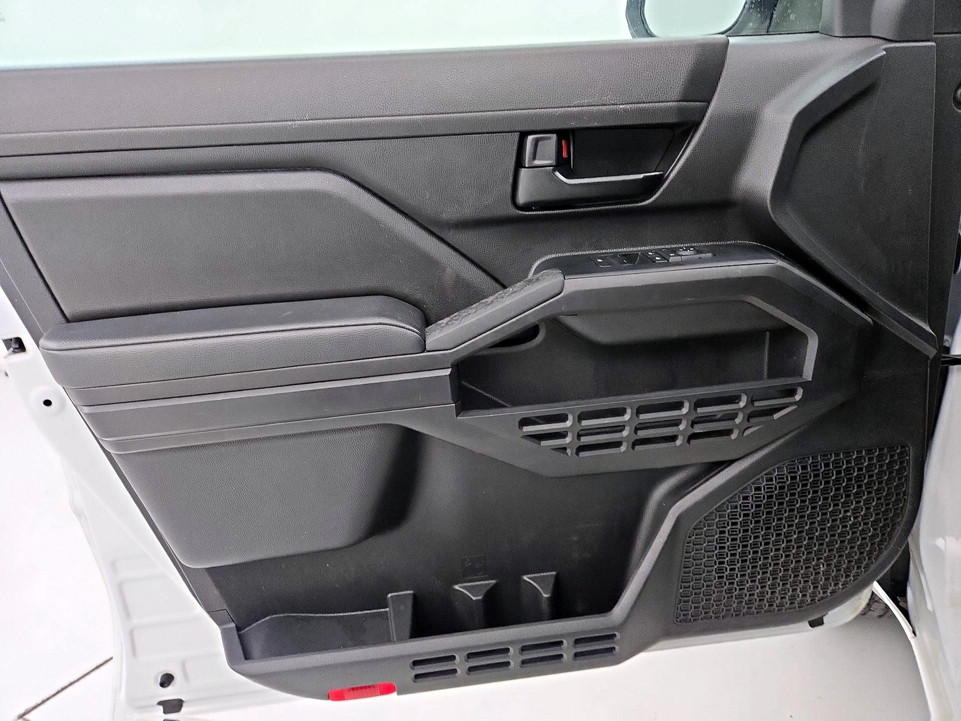 Thumbnail: 2024 Toyota Tacoma - 12