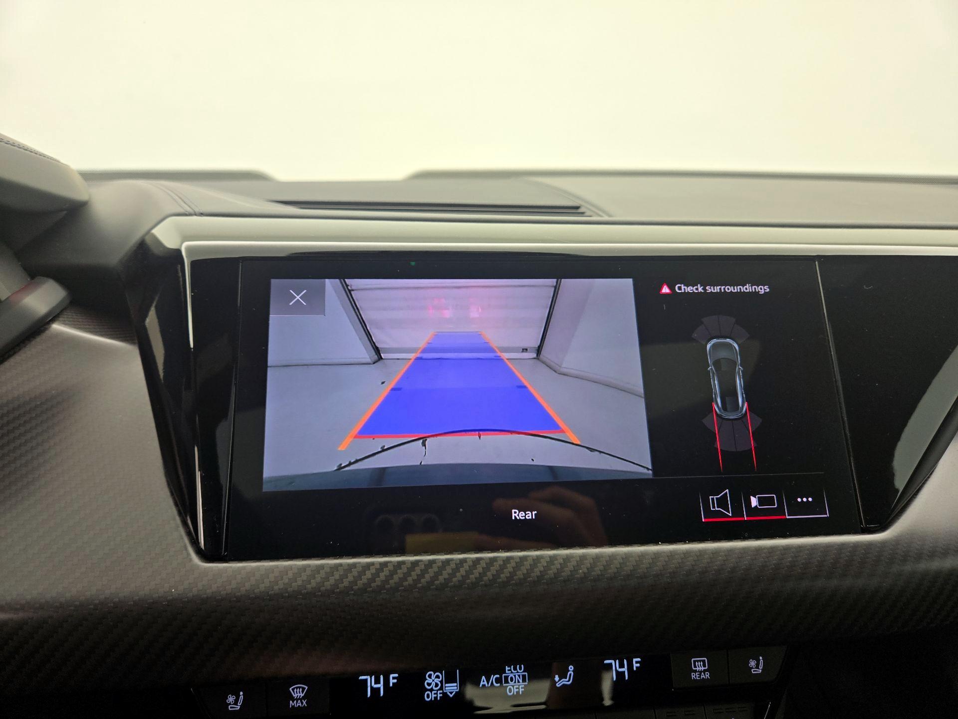 Thumbnail: 2023 Audi e-tron GT - 15