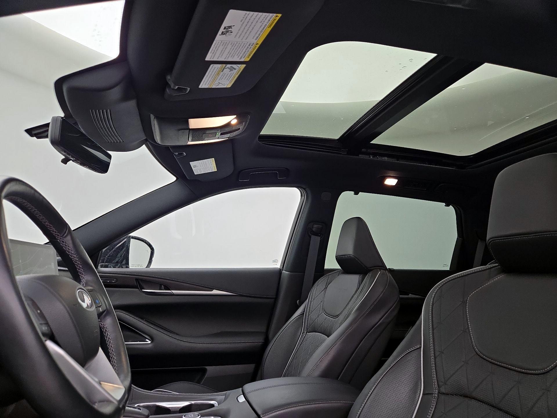 Thumbnail: 2023 INFINITI QX60 - 19