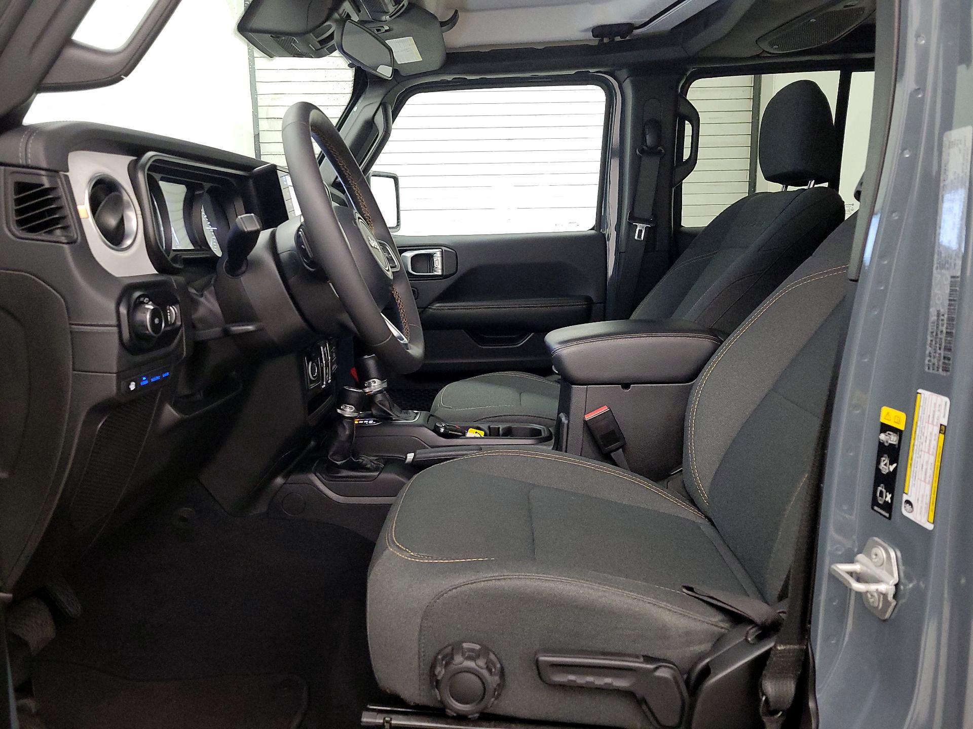 Thumbnail: 2024 Jeep Wrangler - 11